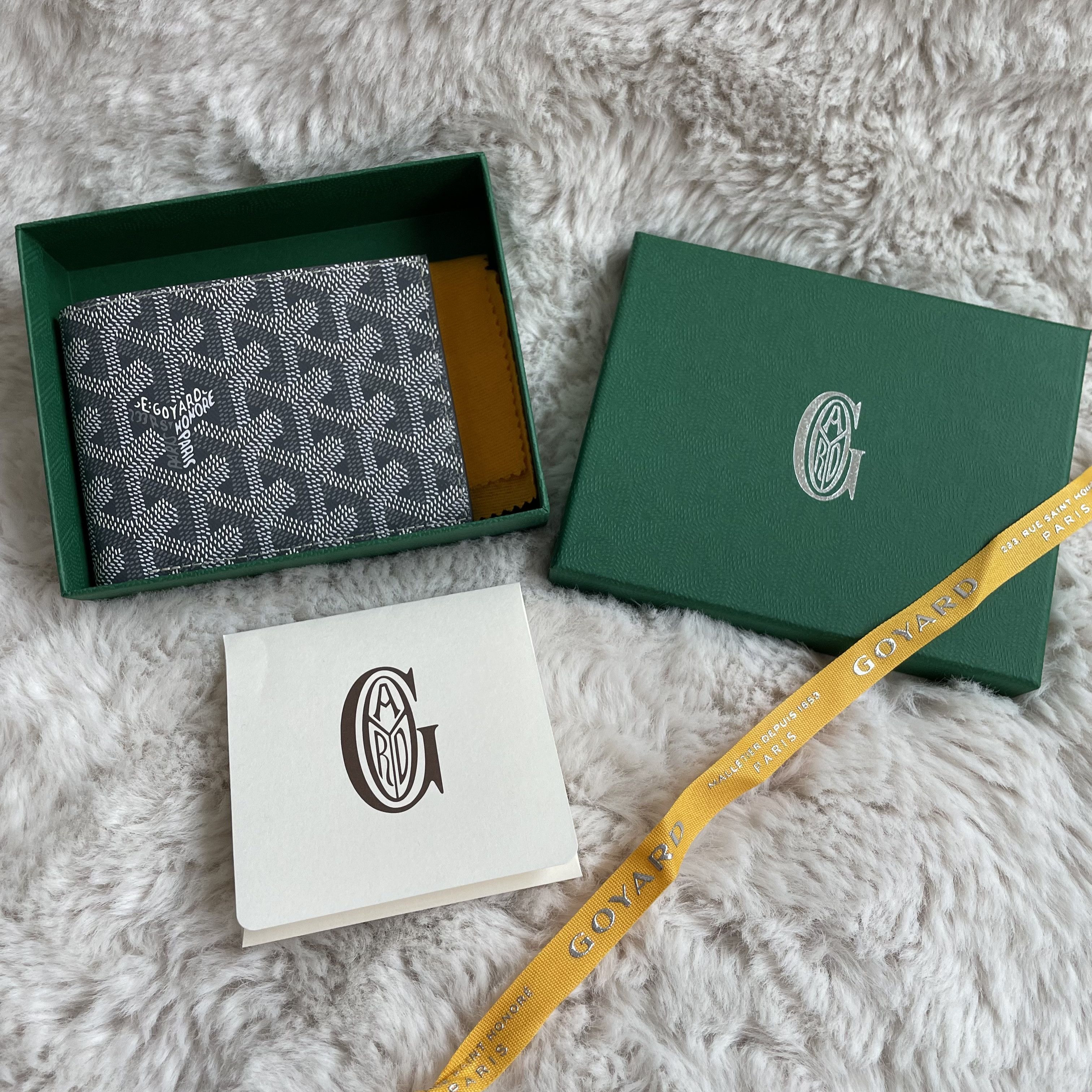 image of Bnib Goyard Victoire Bifold Leather 8 Cards Wallet Gray in Grey, Men's