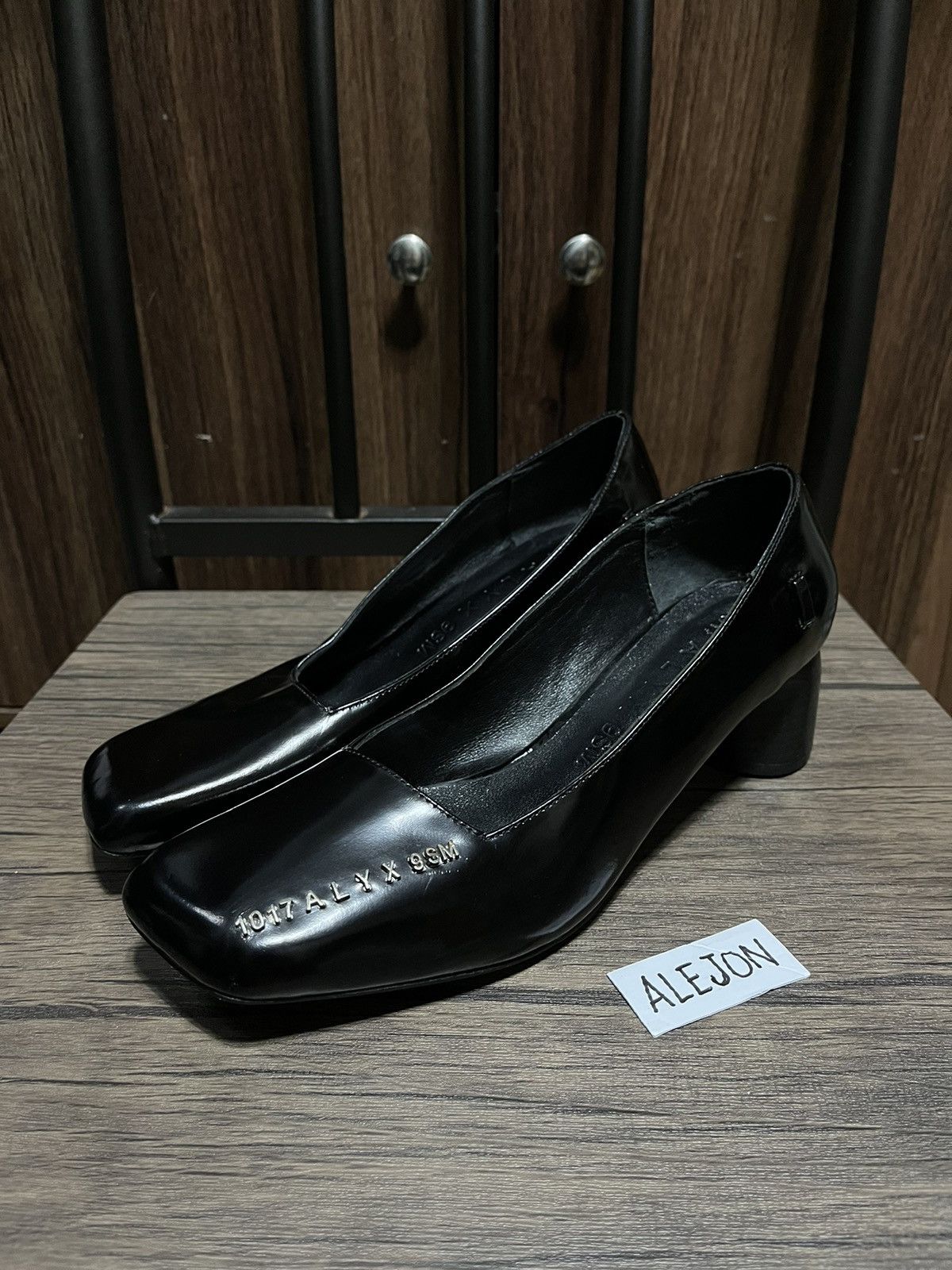 1017 ALYX 9SM 1017 ALYX 9SM BLACK PATENT MEDIUM HEELS Size US 7 / IT 37 - 1 Thumbnail