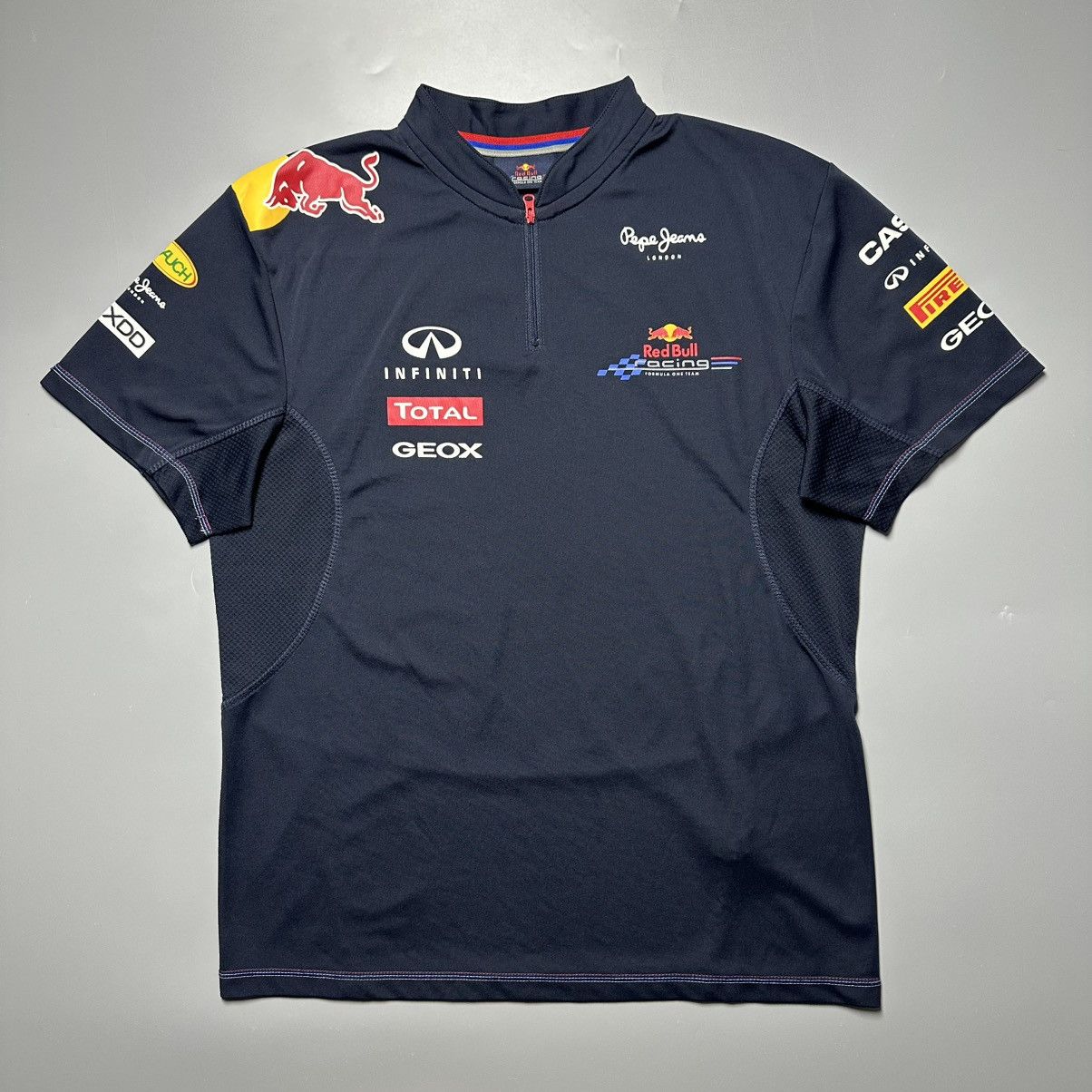 Puma × Red Bull PEPE JEANS x RED BULL RACING F1 TEAM T-SHIRT Size US L / EU 52-54 / 3 - 1 Thumbnail