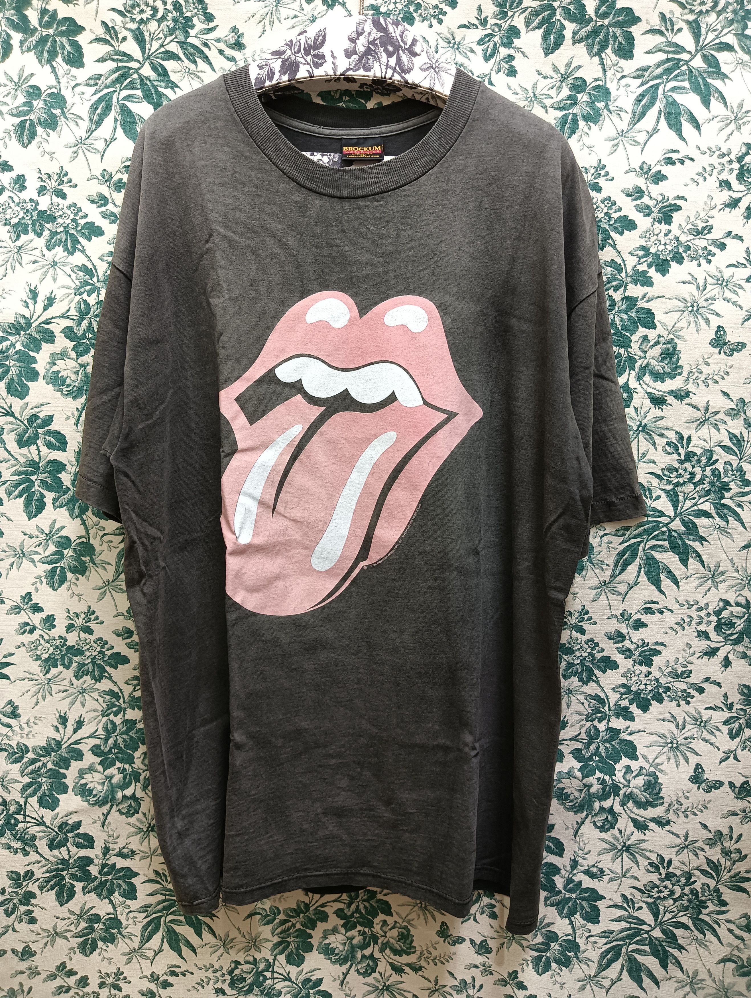 Brockum × The Rolling Stones × Vintage 1994 Rolling Stones Voodoo Lounge Tee Size US XL / EU 56 / 4 - 1 Thumbnail