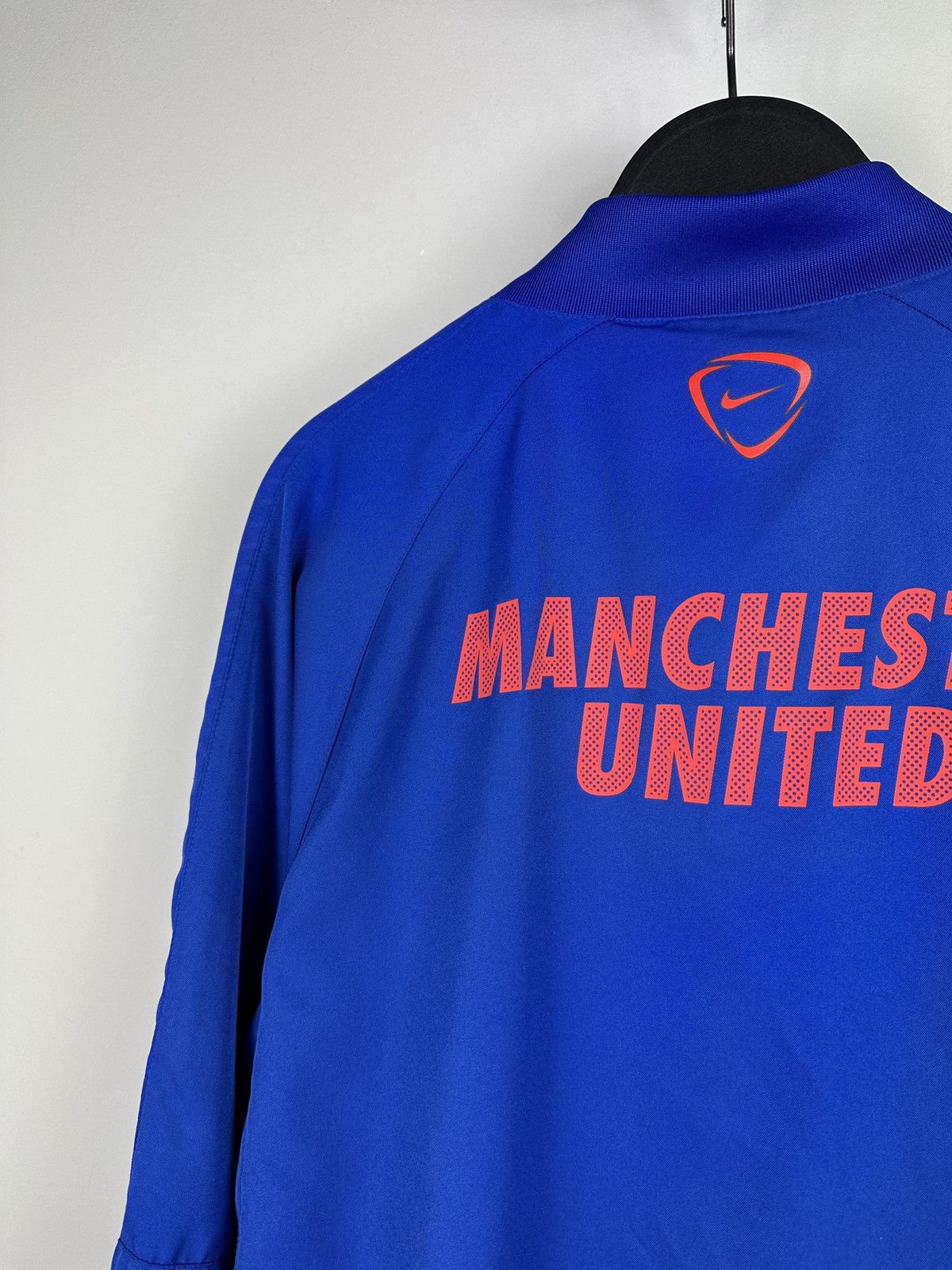 Nike Vintage Nike Manchester United Track Top Light Jacket Size US M / EU 48-50 / 2 - 17 Thumbnail