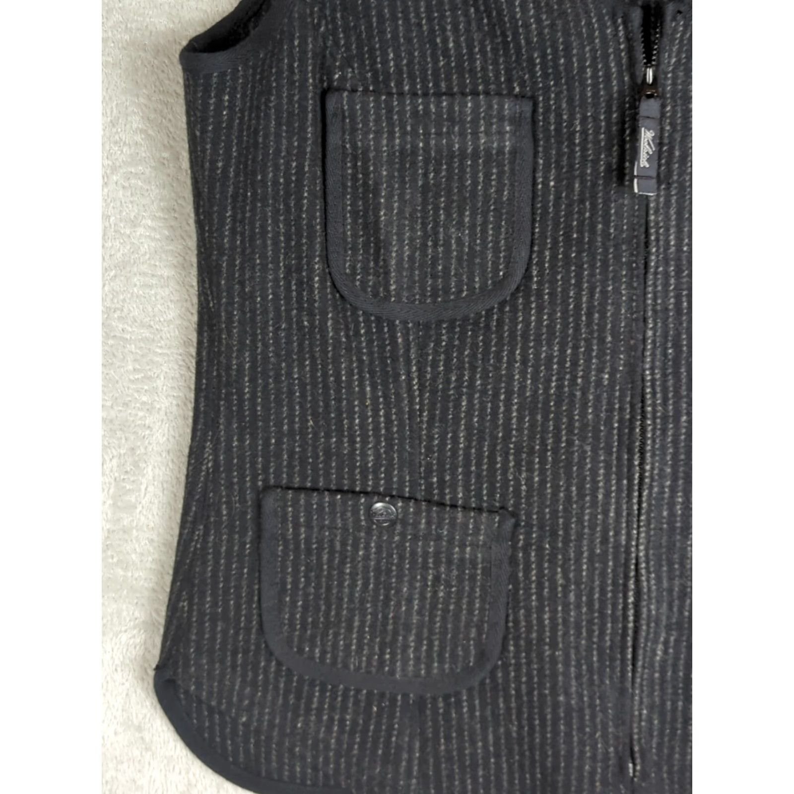 Vintage Woolrich Vest Wool Blend Black Gray Striped Women’s Size M Full Zip Lightweight Vest Size M / US 6-8 / IT 42-44 - 2 Thumbnail