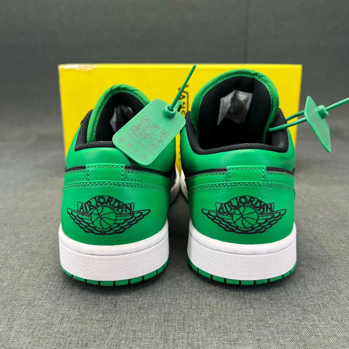Other Air Jordan 1 Low 'Black Green' Size 42 w/ Box Size US 9 / EU 42 - 4 Thumbnail