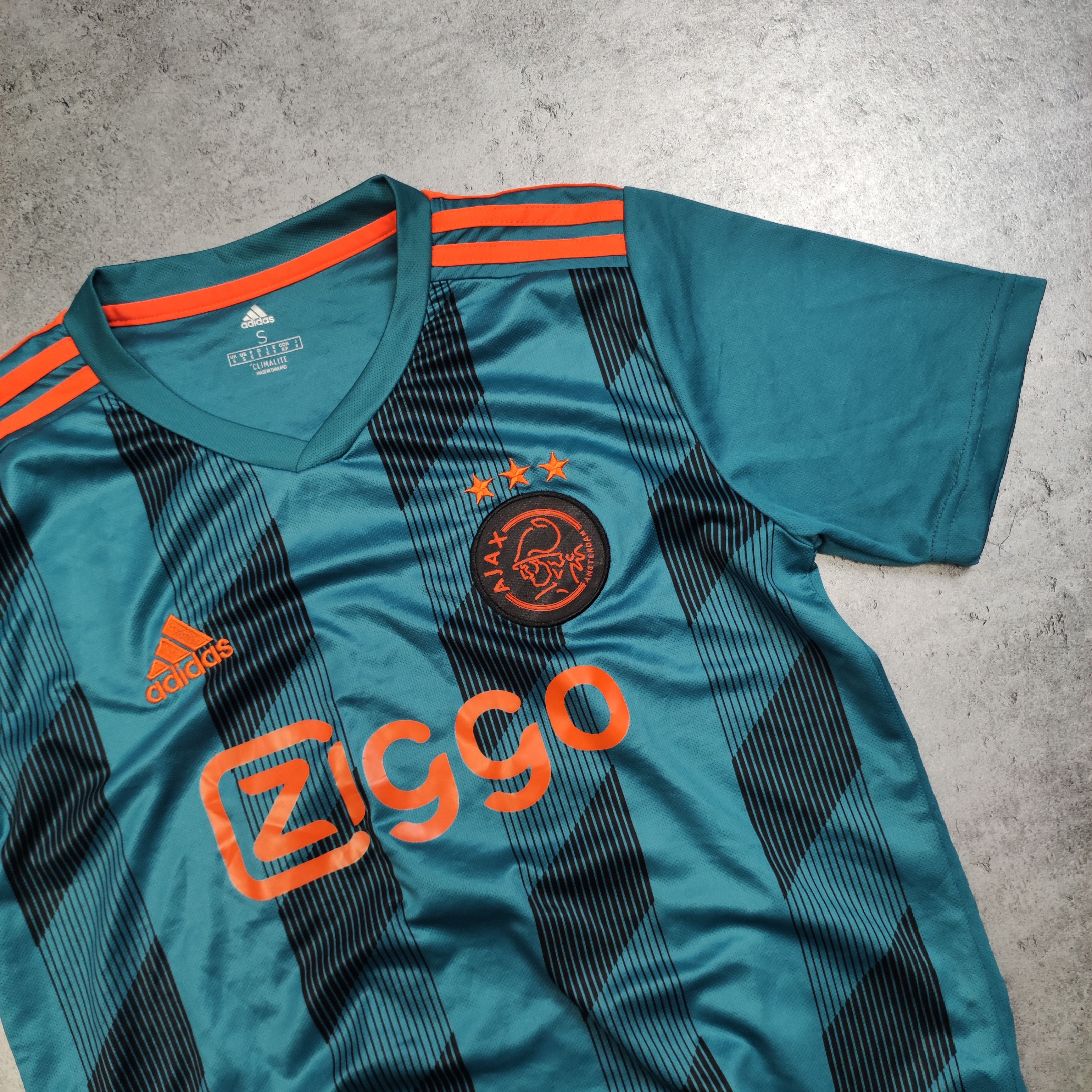 Adidas RARE Ajax Amsterdam x Adidas Football #10 Tadic Jersey Size US S / EU 44-46 / 1 - 5 Thumbnail