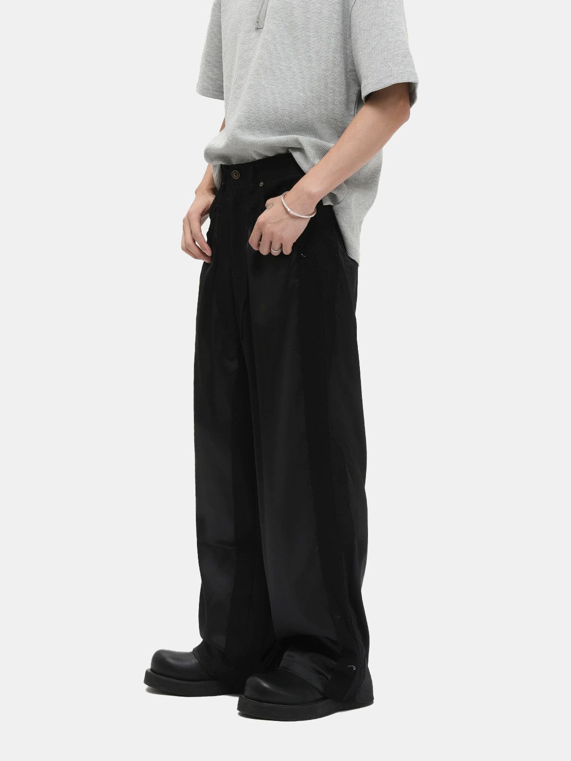 Japanese Brand × Jean Stitched PU leather straight loose versatile casual trousers Size US 32 / EU 48 - 2 Thumbnail