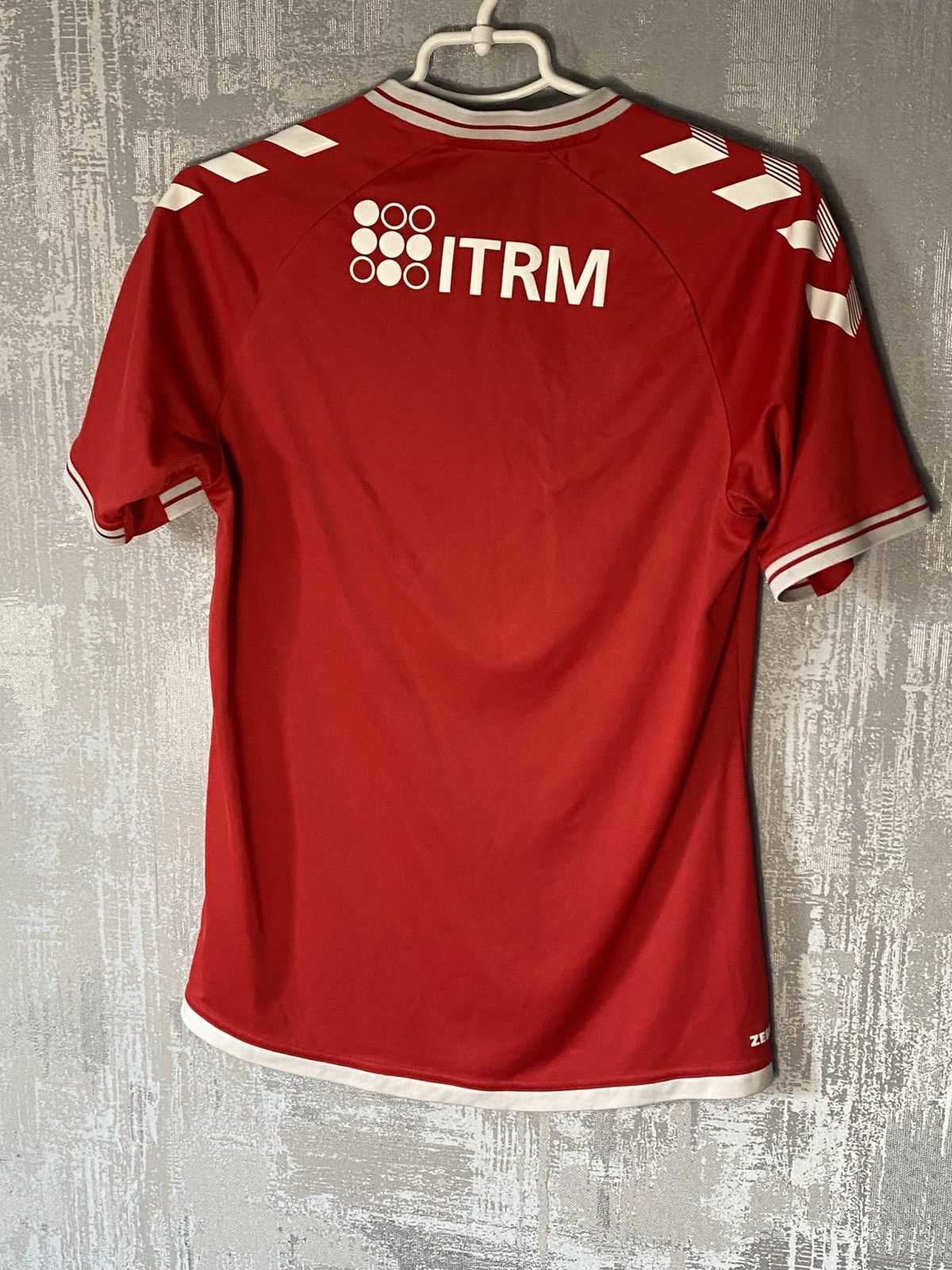 Hummel Charlton Athletic Hummel Soccer Football Jersey 2020/21 Size US S / EU 44-46 / 1 - 7 Thumbnail