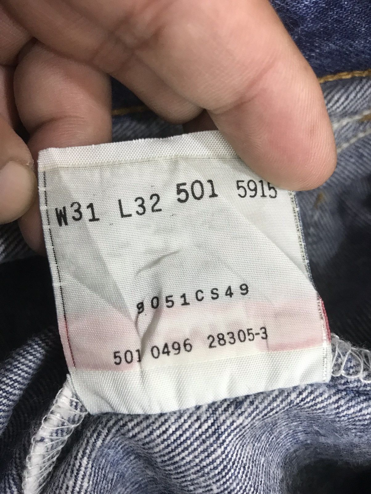 Levi's 💥90s Style💥Vintage Levis 501 Blue Wsh Distrssed Denim F242 Size US 31 - 18 Thumbnail