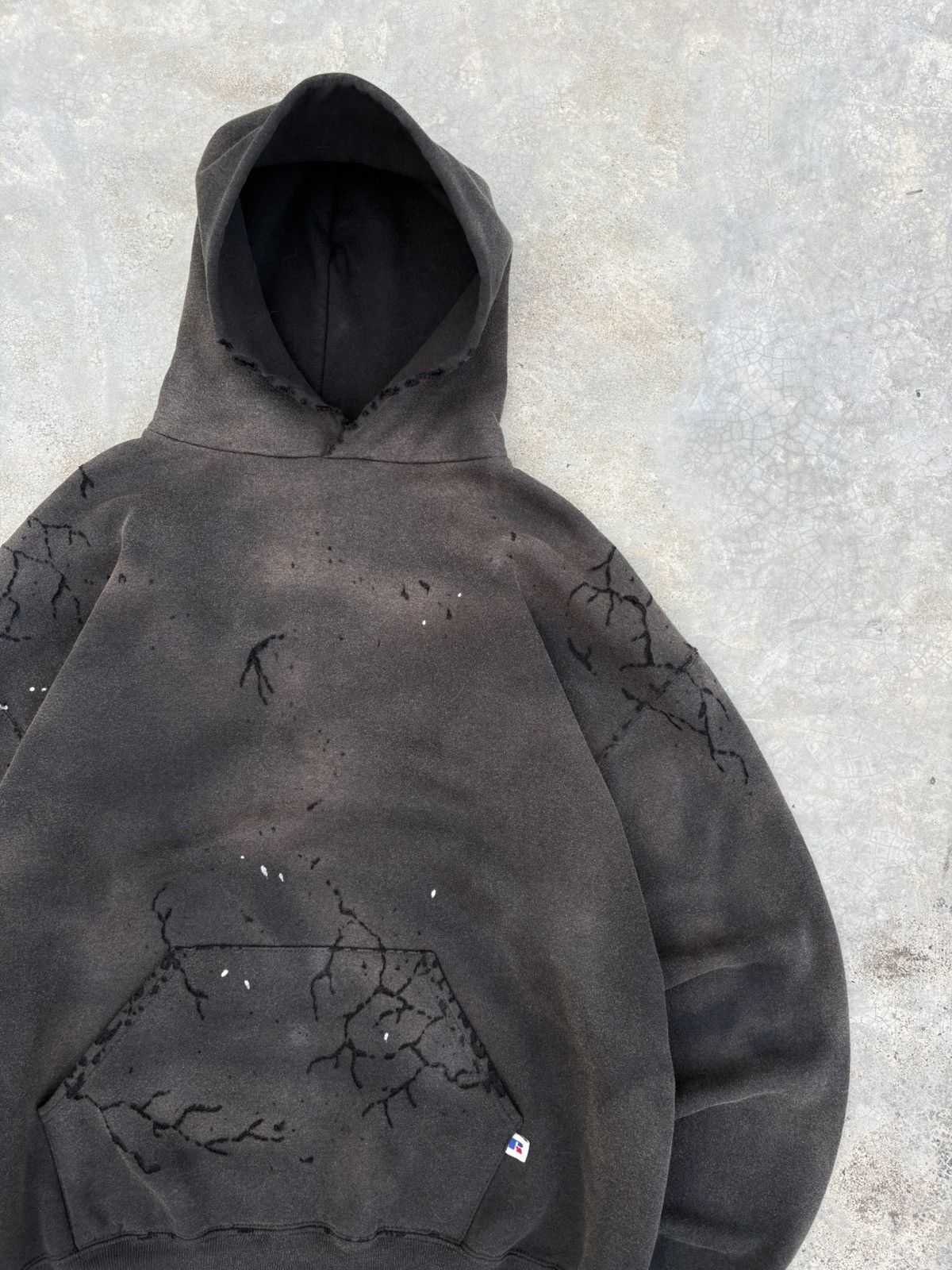 Vintage 90s Thrashed & Faded Black RUSSELL Athletic Hoodie Size US XL / EU 56 / 4 - 4 Thumbnail