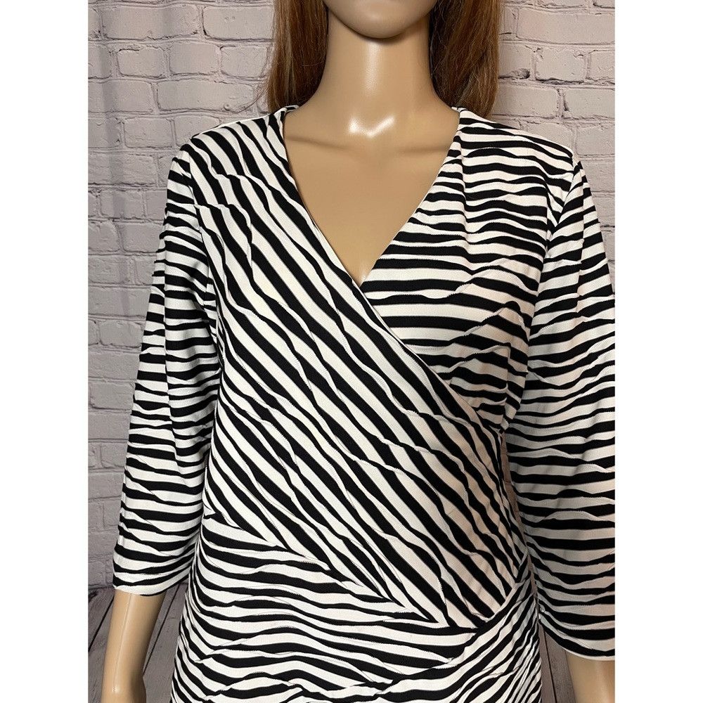 Chicos New Chico's Textured Jessie Black White Stripe Dress Size 1 Size M / US 6-8 / IT 42-44 - 4 Thumbnail