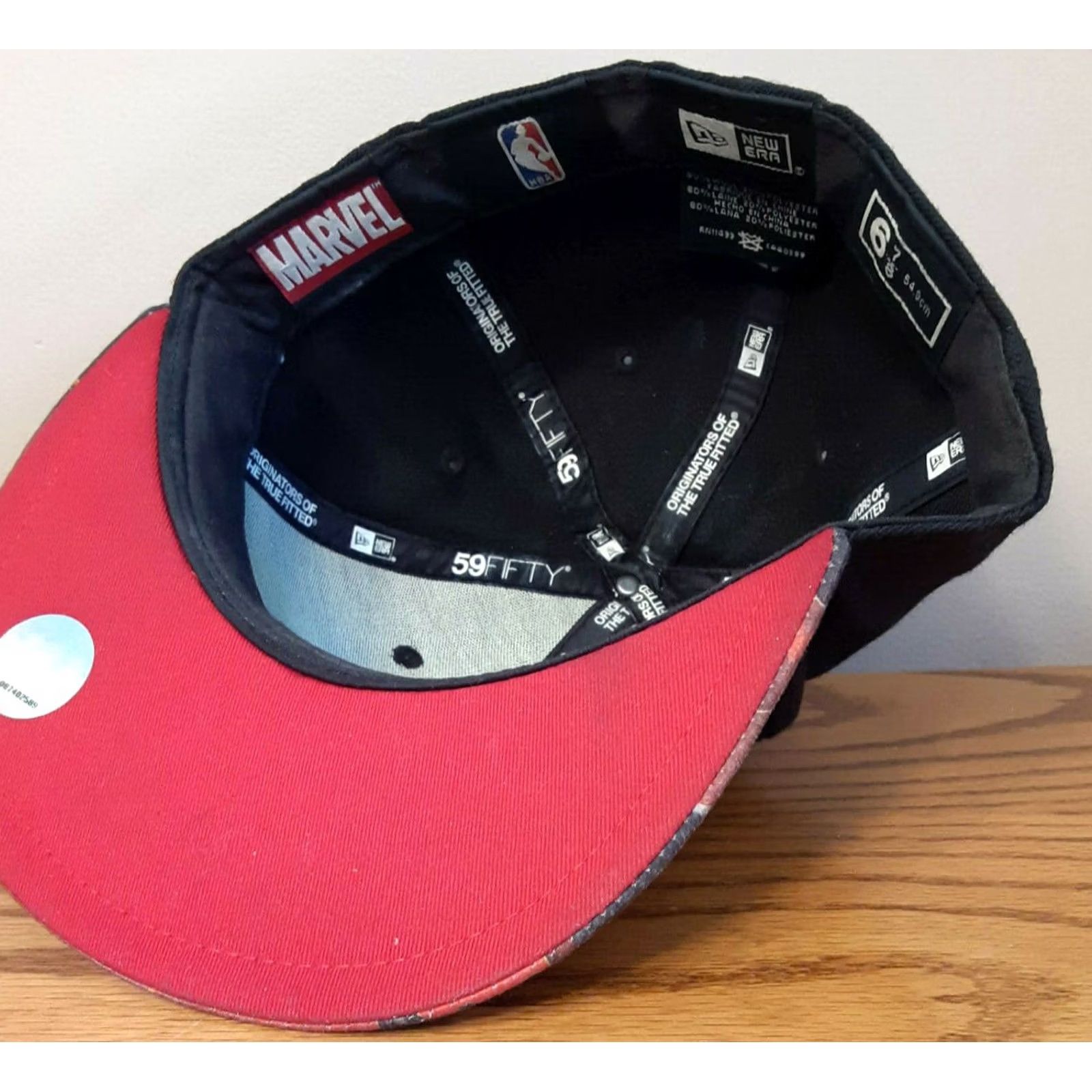 NBA NBA Marvel Universe Hat 6 7/8 Fitted Graphic Baseball Cap - Vintage Miami Heat Size ONE SIZE - 3 Thumbnail