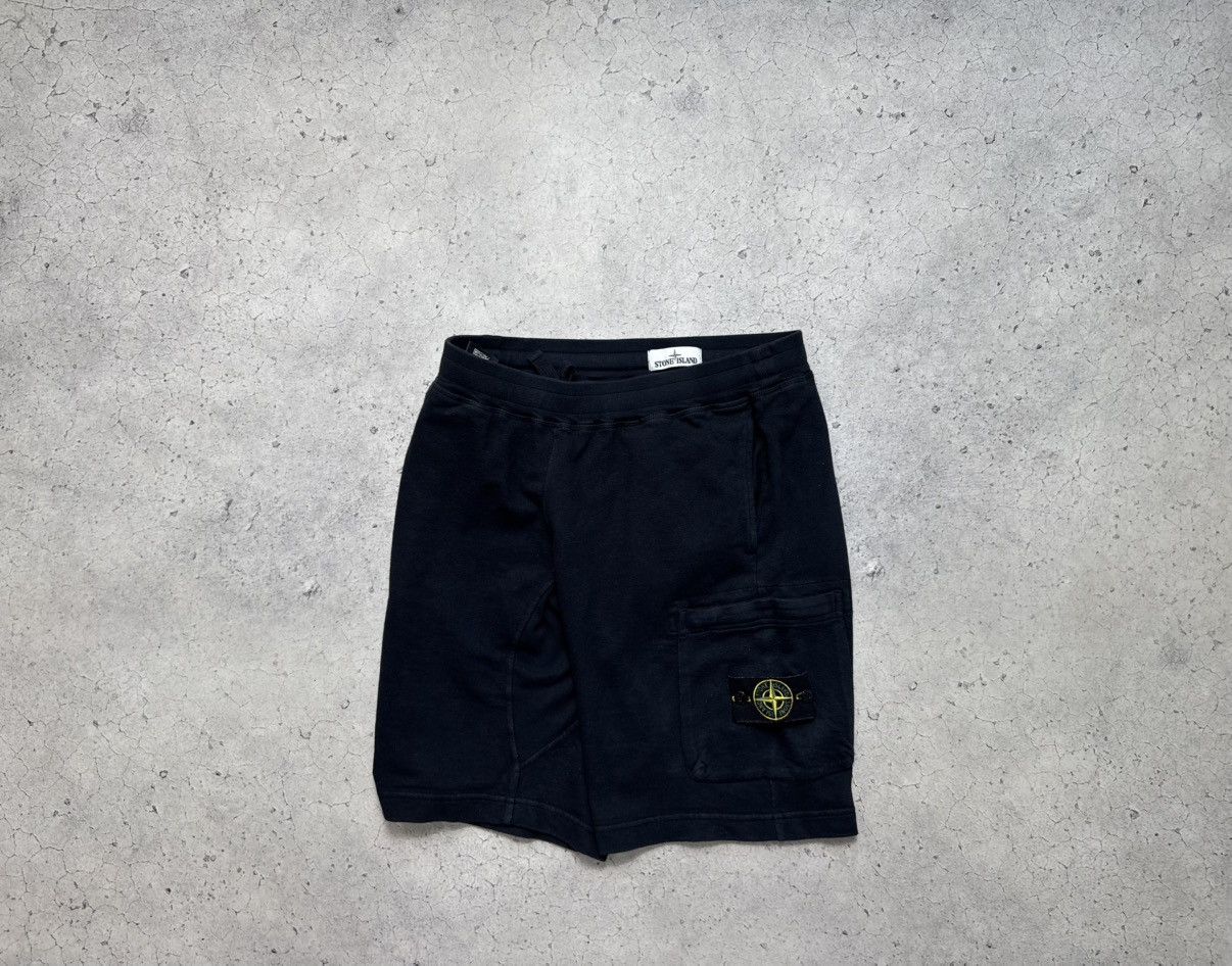 Stone Island Stone Island Luxury Cargo Shorts Hype Rare Casual Size M Size US 32 / EU 48 - 2 Thumbnail