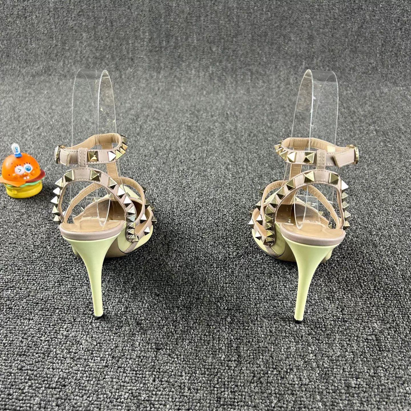 Valentino Valentino Yellow Heels 37 Riveted Ring Size US 6.5 / IT 36.5 - 5 Thumbnail
