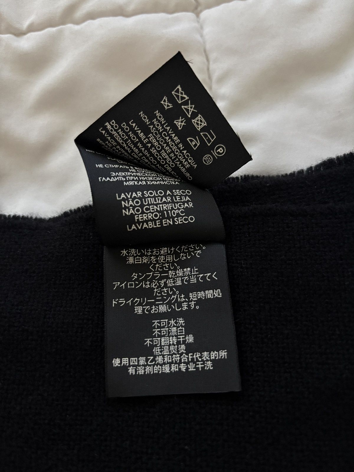 Gucci Gucci Strong Bee Appliqué Scarf Size ONE SIZE - 4 Thumbnail