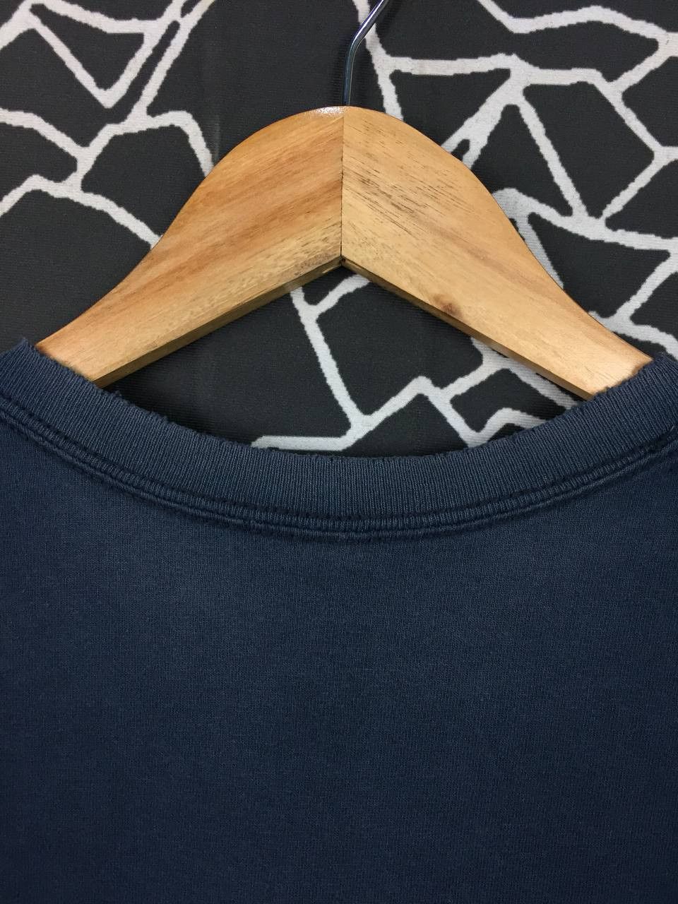 Gildan Guitar Traders Tokyo High-End Guitar Shop Promo Tee Size M Size US M / EU 48-50 / 2 - 10 Thumbnail