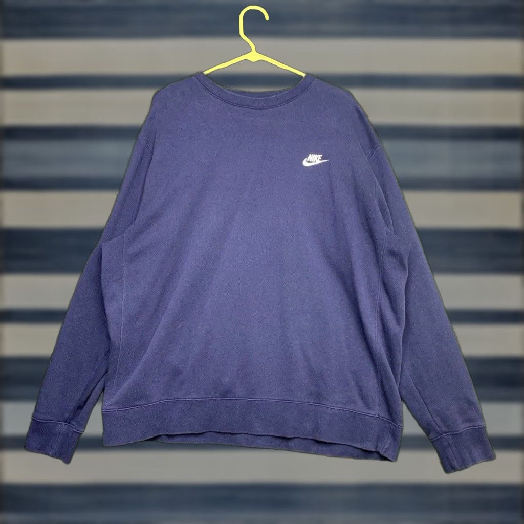 Nike VINTAGE Nike Sweatshirt Mens XL Long Sleeve Crewneck Club Fleece Blue 90s Casual Size US XL / EU 56 / 4 - 1 Thumbnail