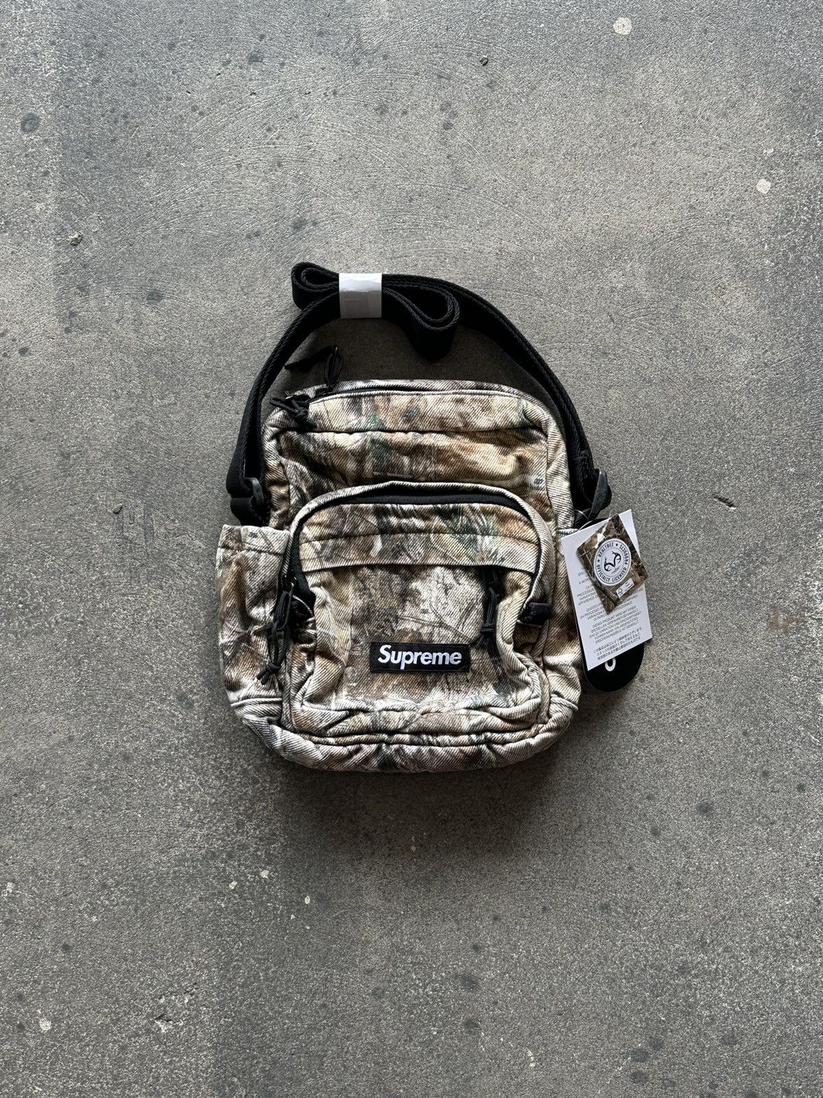 バッグ Supreme Denim Shoulder Bag Camo Supreme Supreme Denim Camo Shoulder bag | Grailed