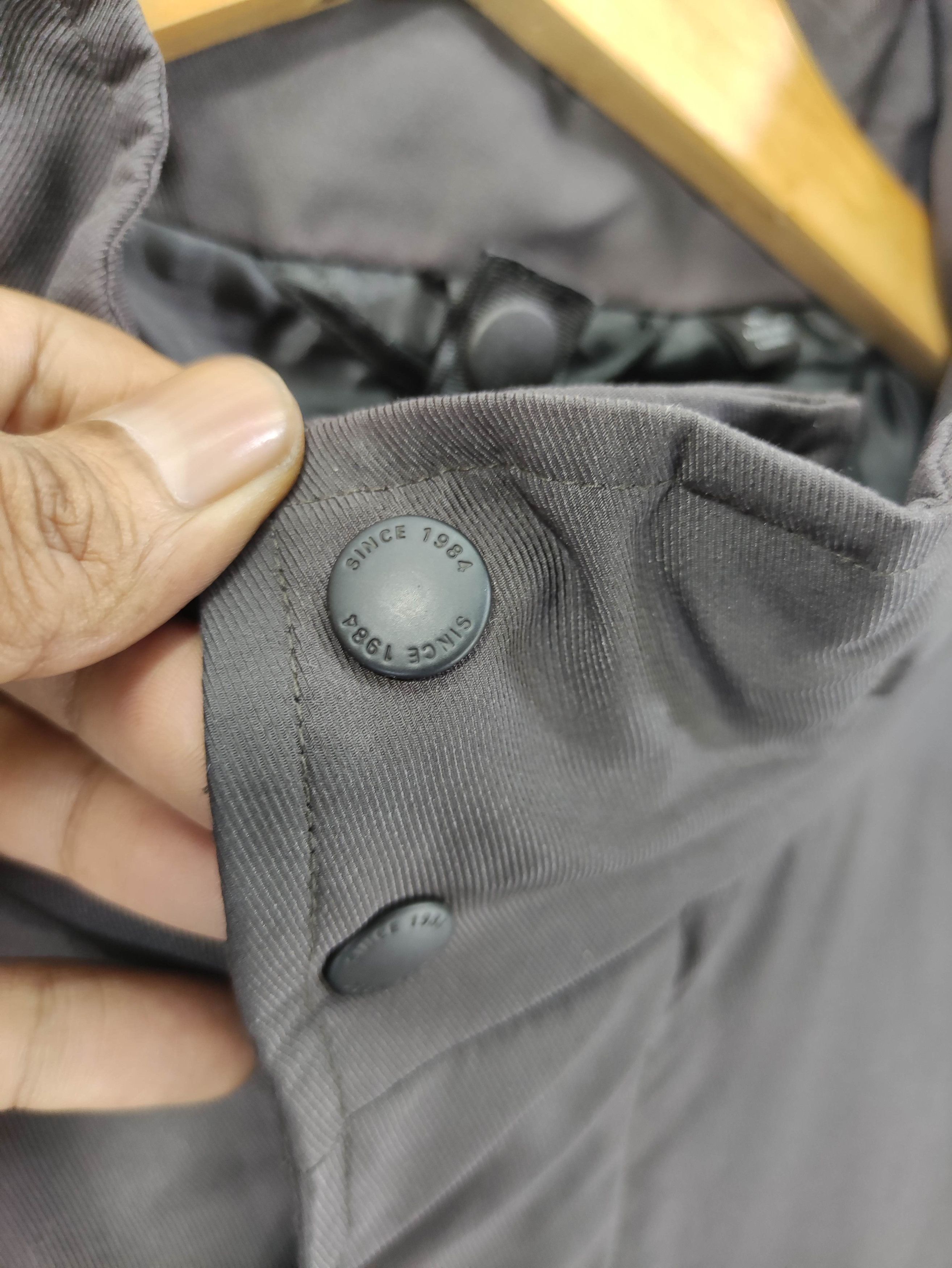 Uniqlo Long Coat Jacket Zipper