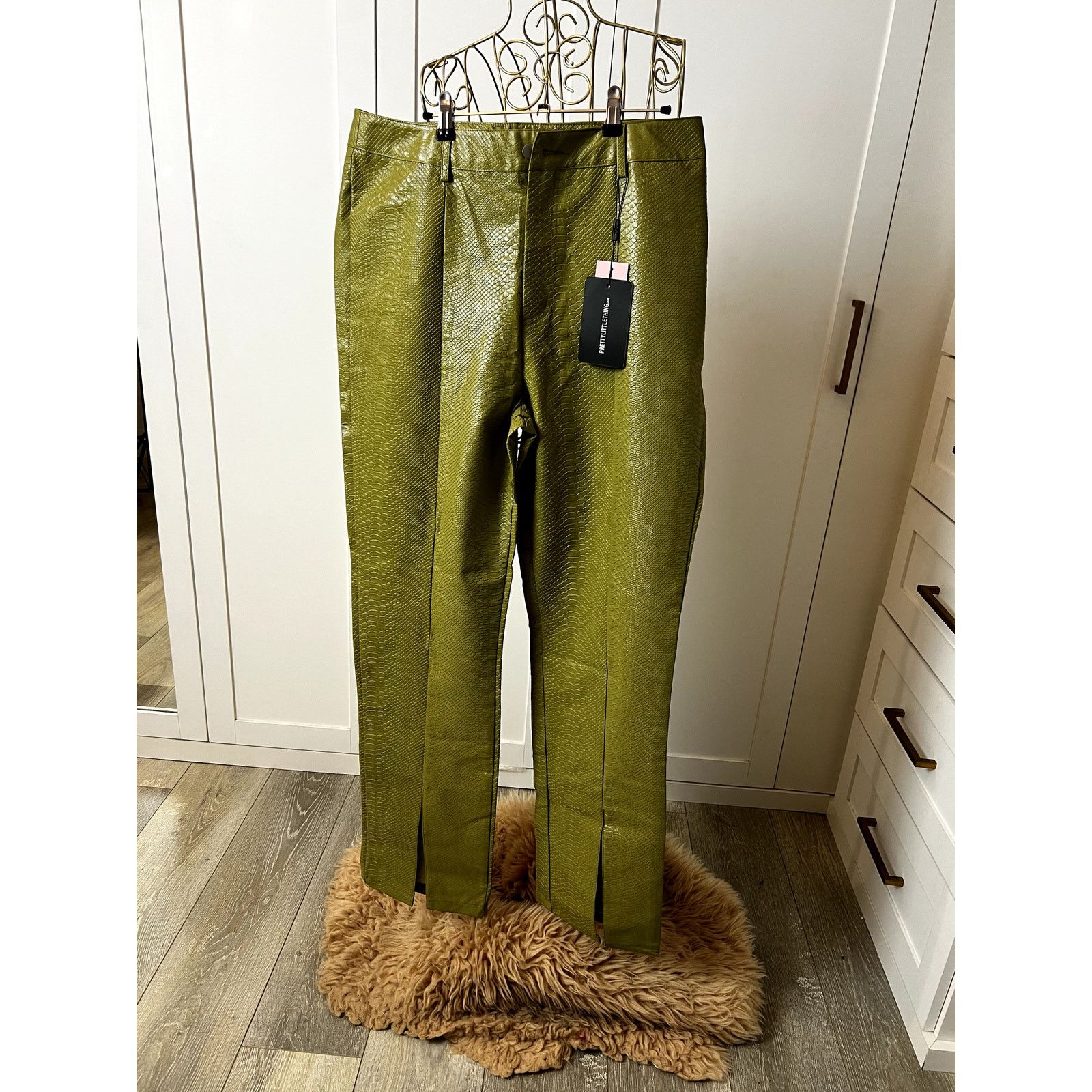PrettyLittleThing PrettyLittleThing Green Faux Croc Leather Pants UK 16 Size 34" / US 12 / IT 48 - 1 Preview
