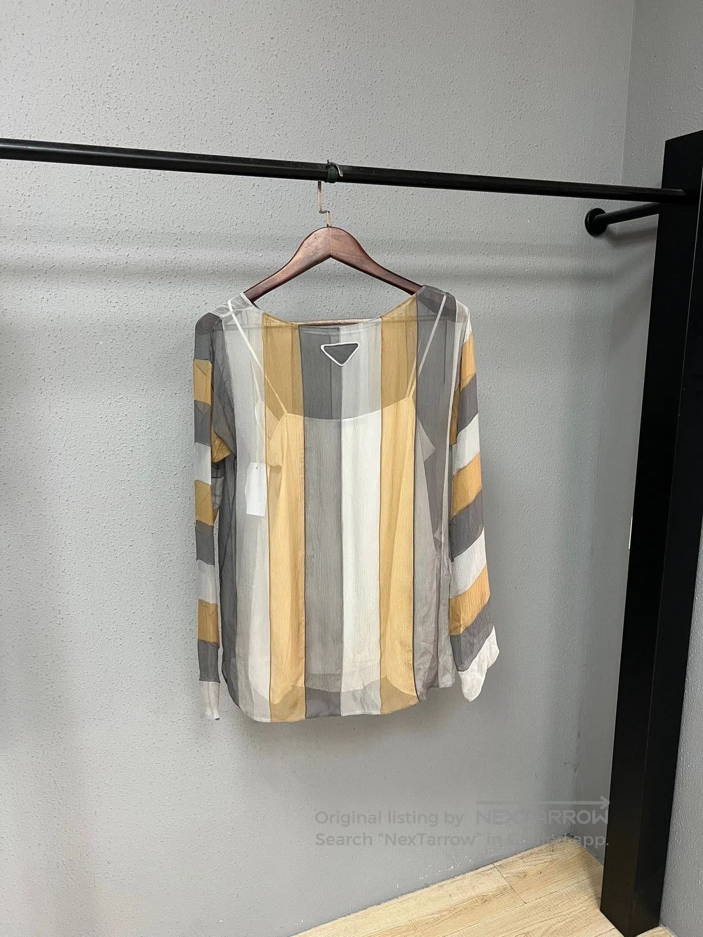 Prada Prada Silk Sheer Blouse. Size M / US 6-8 / IT 42-44 - 2 Thumbnail