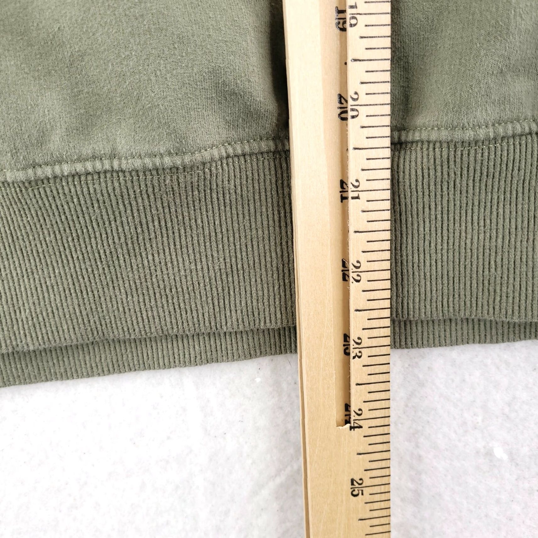 Olive MTV Sweatshirt Viacom Crew Neck Olive Green Pullover Cropped Crop Women’s Small Crewneck Pullover Sweatshirt Green 90s Mens Womens Boys Girls Size S / US 4 / IT 40 - 6 Thumbnail