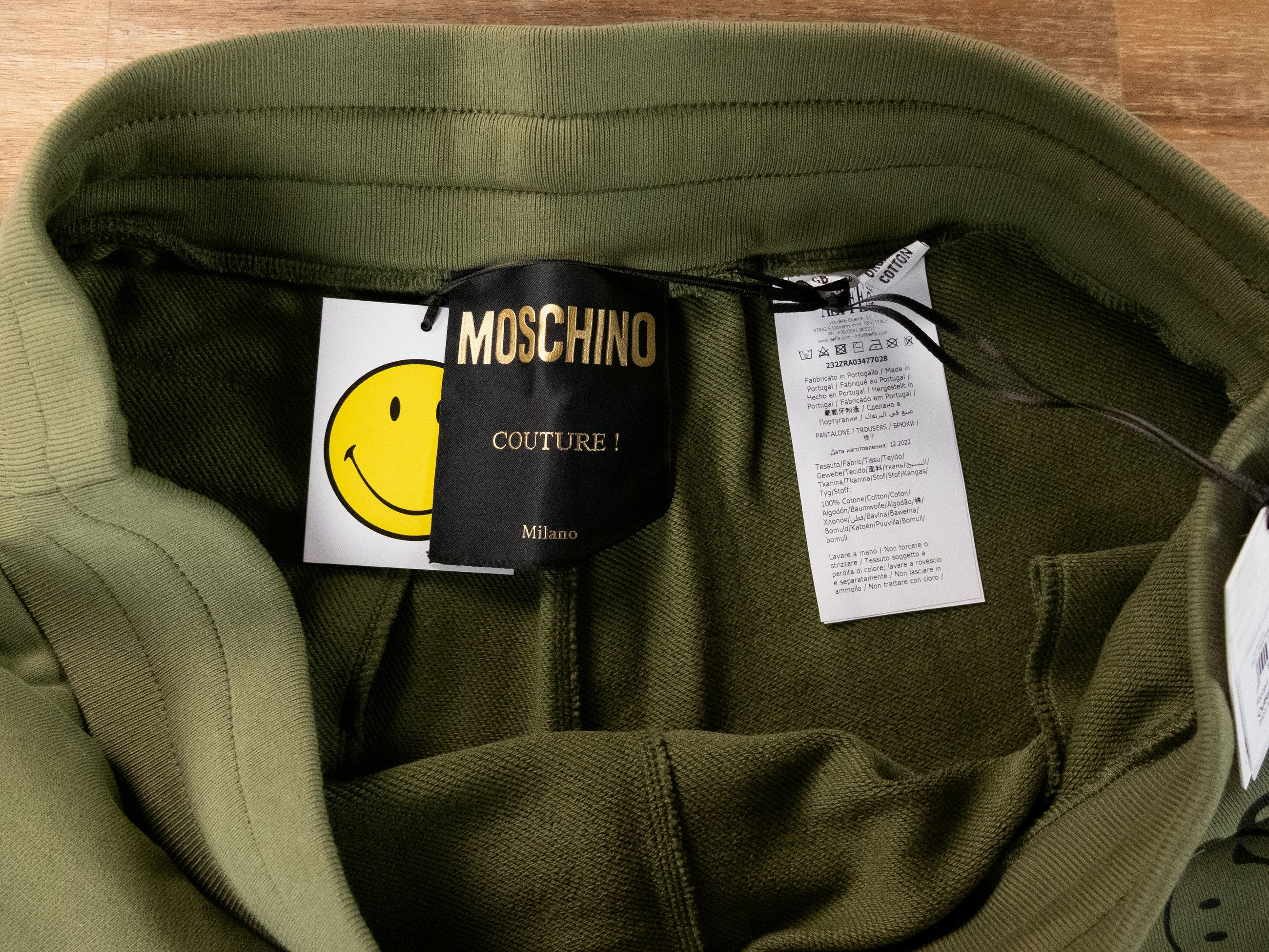 Moschino MOSCHINO Couture green Smiley & logo print shorts Large Size US 34 / EU 50 - 6 Thumbnail