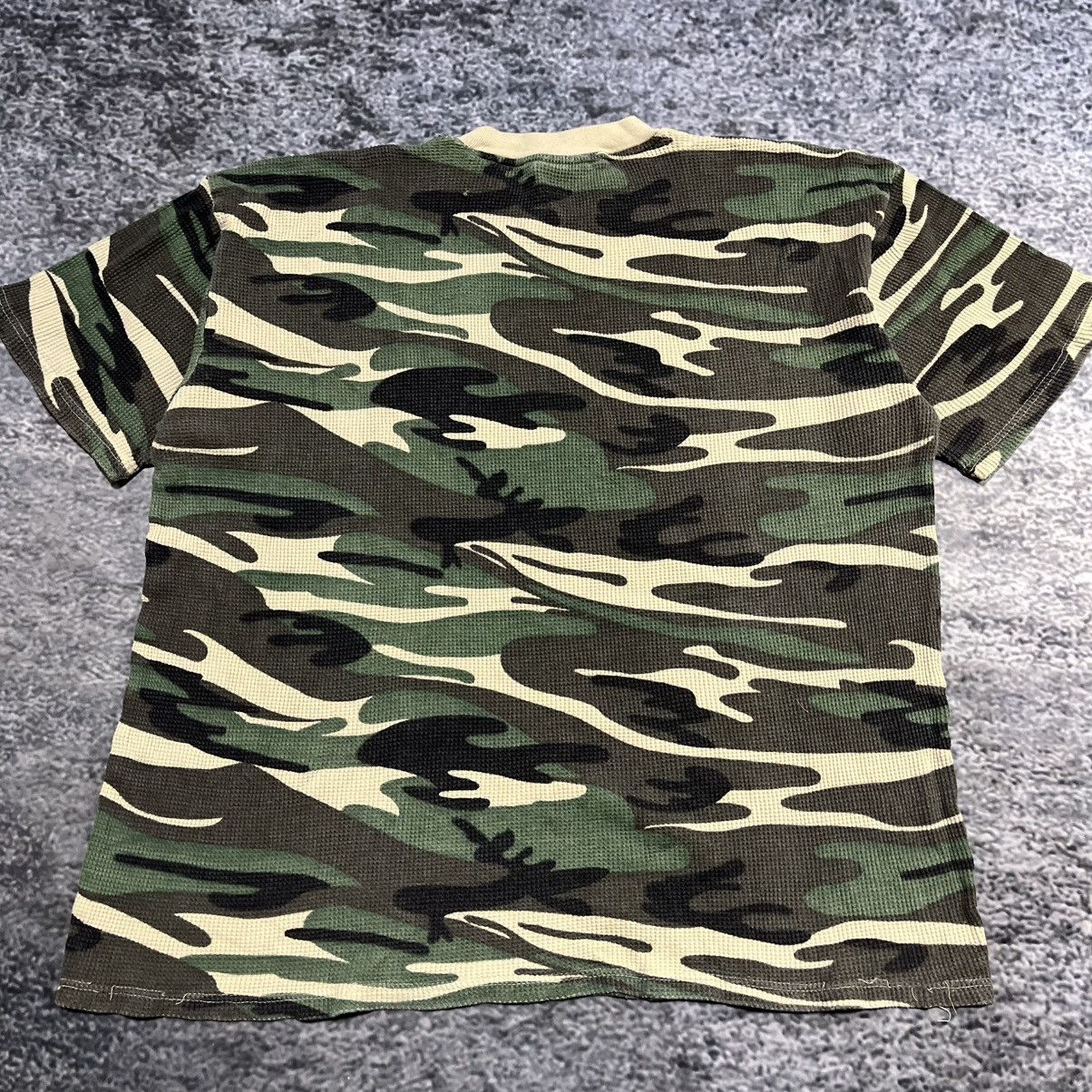 Vintage Vintage Y2K 2000s Camo Thermal Grunge Skater T Shirt XL Size US XL / EU 56 / 4 - 6 Thumbnail