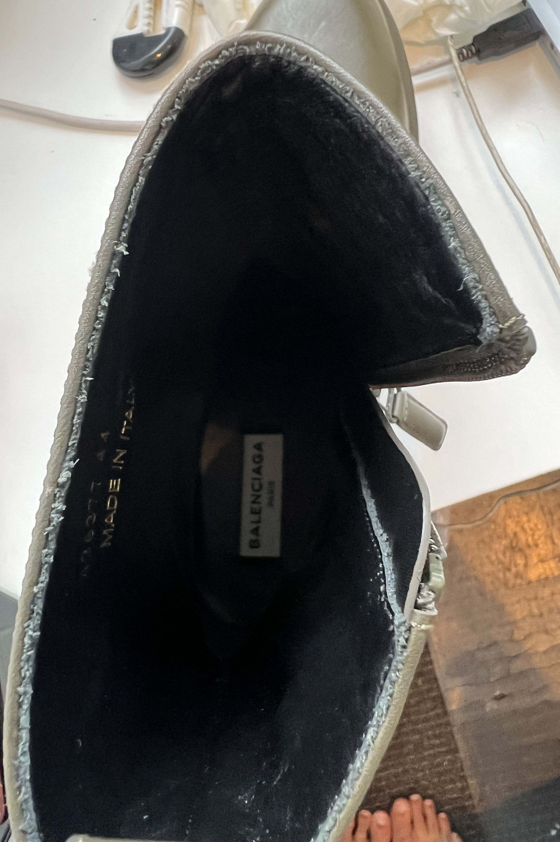 Balenciaga balenciaga polyurethene dipped boot Size US 11 / EU 44 - 9 Thumbnail