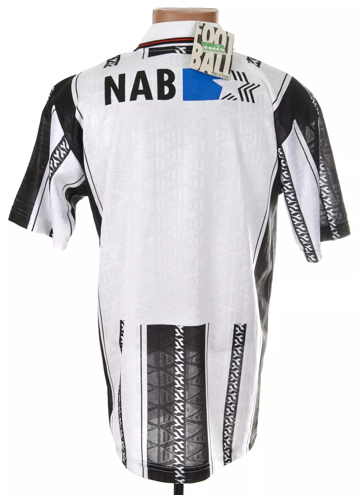 Diadora FC AARAU 1996/1997 HOME FOOTBALL SHIRT JERSEY DIADORA SIZE M Size US M / EU 48-50 / 2 - 2 Thumbnail