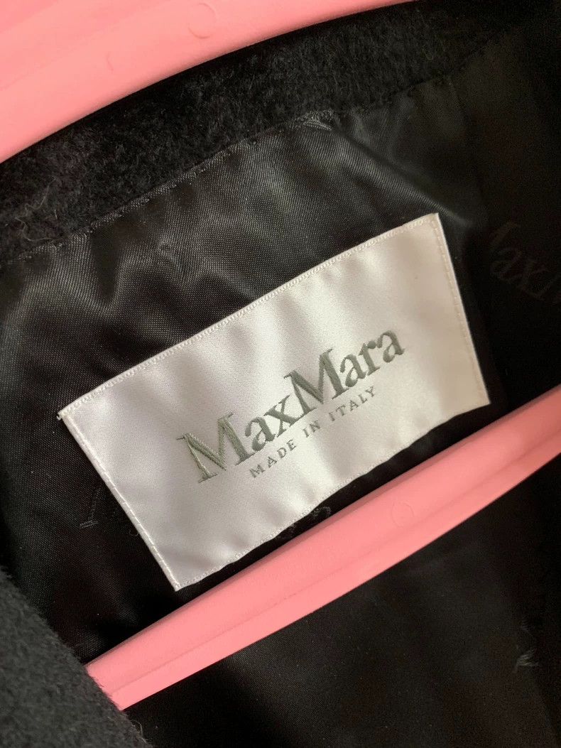 Max Mara Max Mara Bathrobe style black coat Size XS / US 0-2 / IT 36-38 - 2 Thumbnail