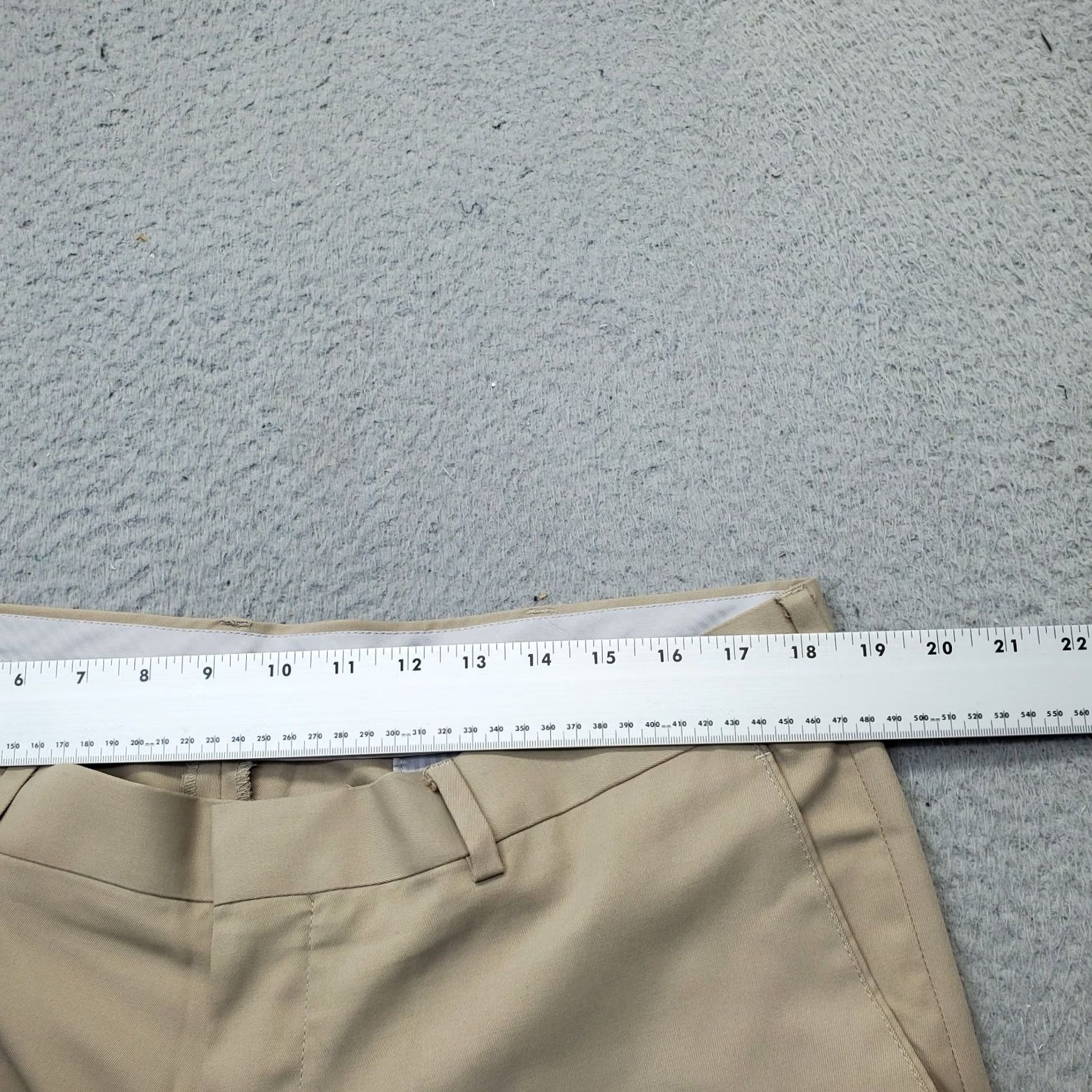 PGA Tour PGA TOUR Mens Dress Pants 38x31 Tan Solid Flat Front Formal Straight Fit Pants Mens Size 38 Tan Solid Flat Front Straight Fit Size US 38 / EU 54 - 6 Thumbnail