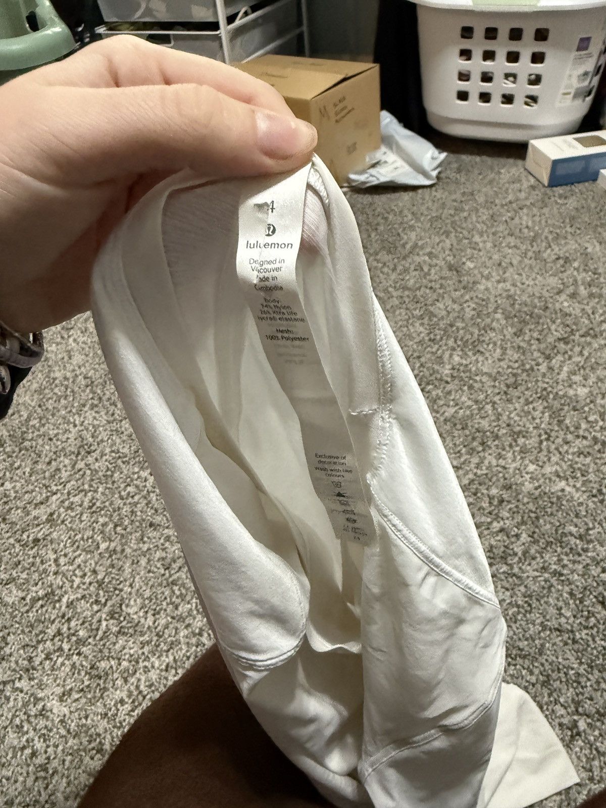 Lululemon Lululemon White Long Sleeve Top Size 4 Size S / US 4 / IT 40 - 4 Thumbnail