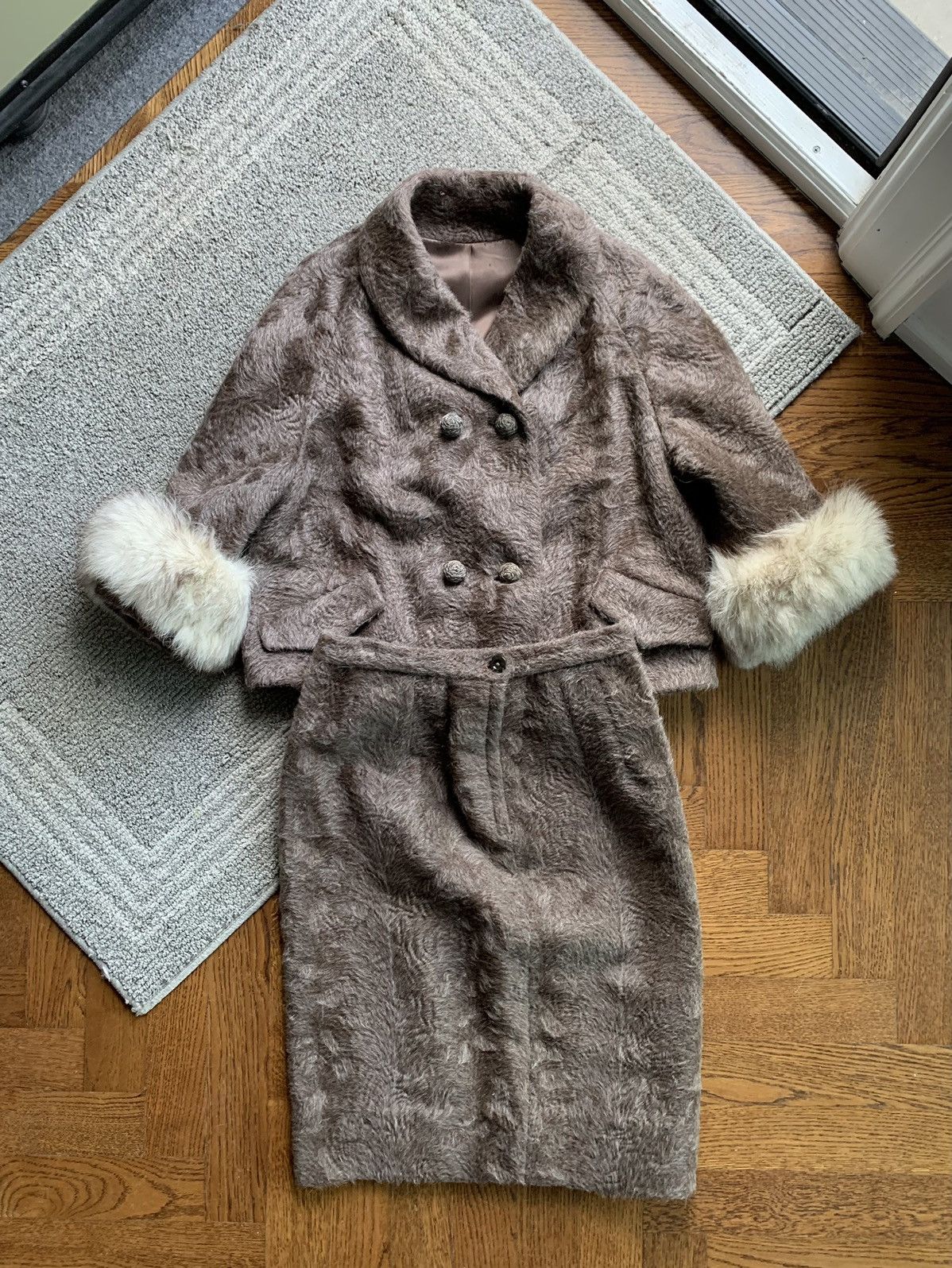 Vintage Vintage Fur Coat Skirt Set Chanel Blazer Fox Two Piece Wool Size XS / US 0-2 / IT 36-38 - 21 Thumbnail