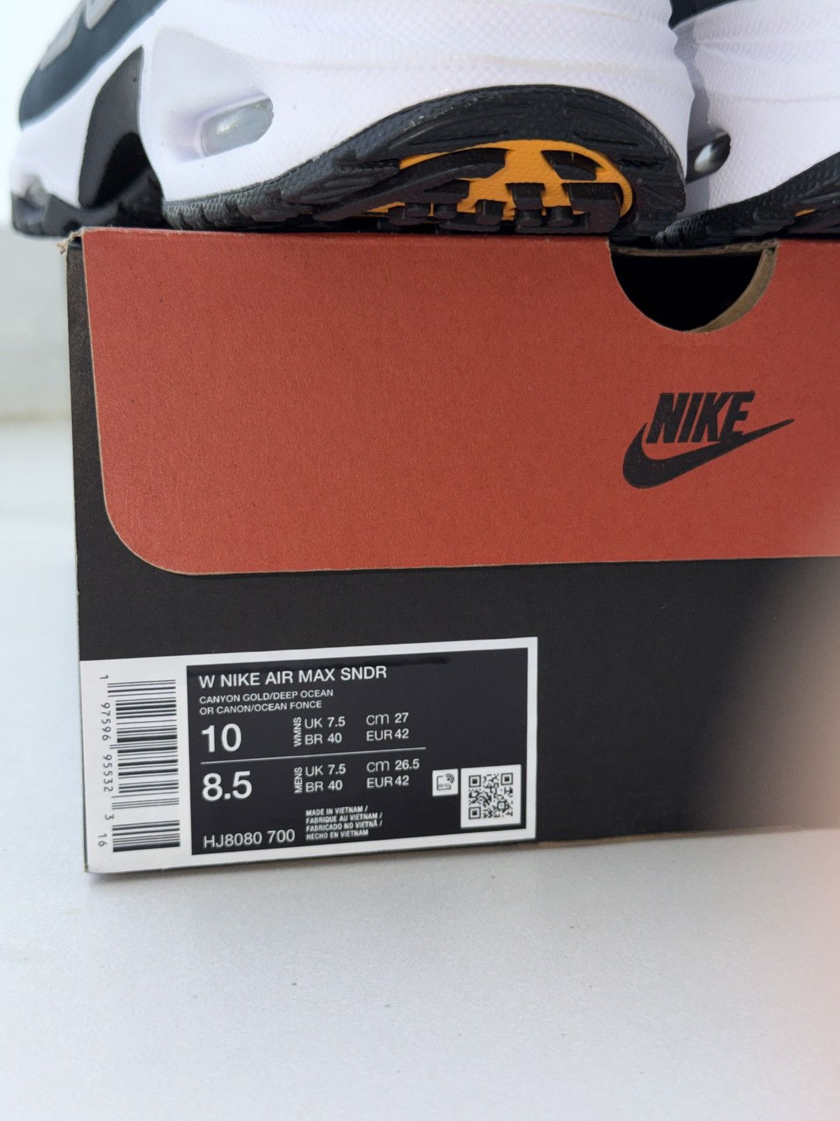 Nike Nike Air Max SNDR Shoes Size US 9 / EU 42 - 12 Thumbnail
