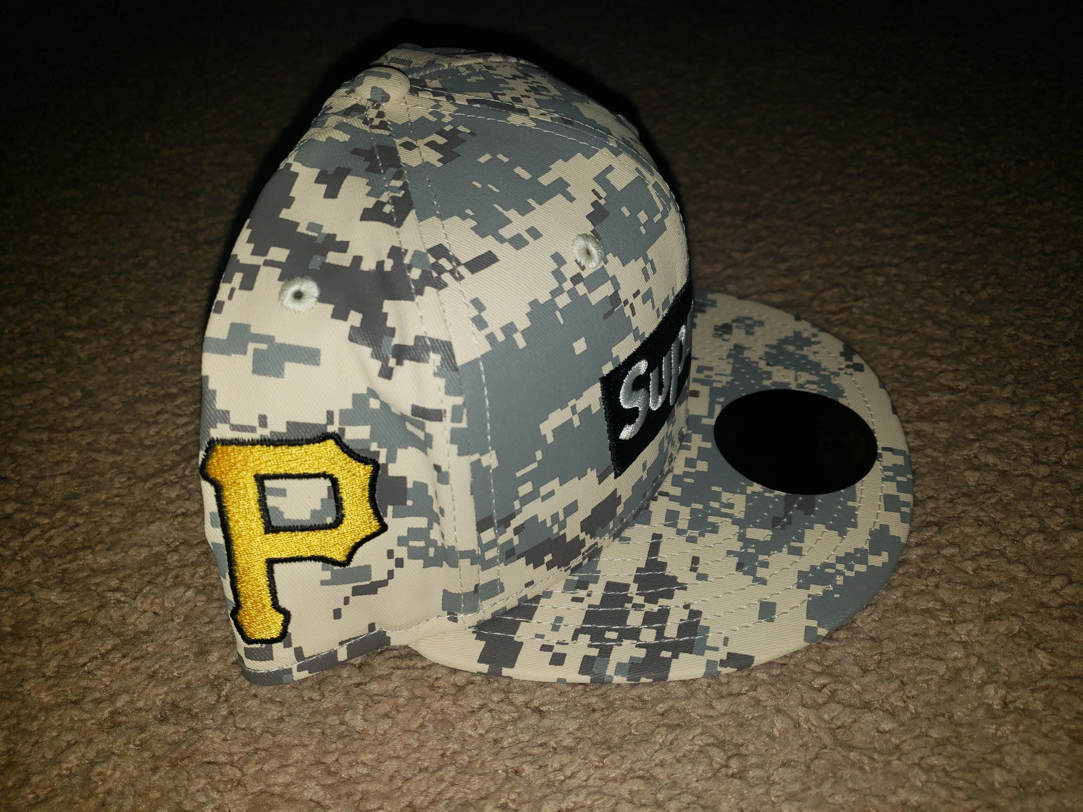 MLB × New Era × Supreme Size 7 1/2 Supreme®/MLB Teams Box Logo Pittsburgh Pirates Size ONE SIZE - 2 Thumbnail