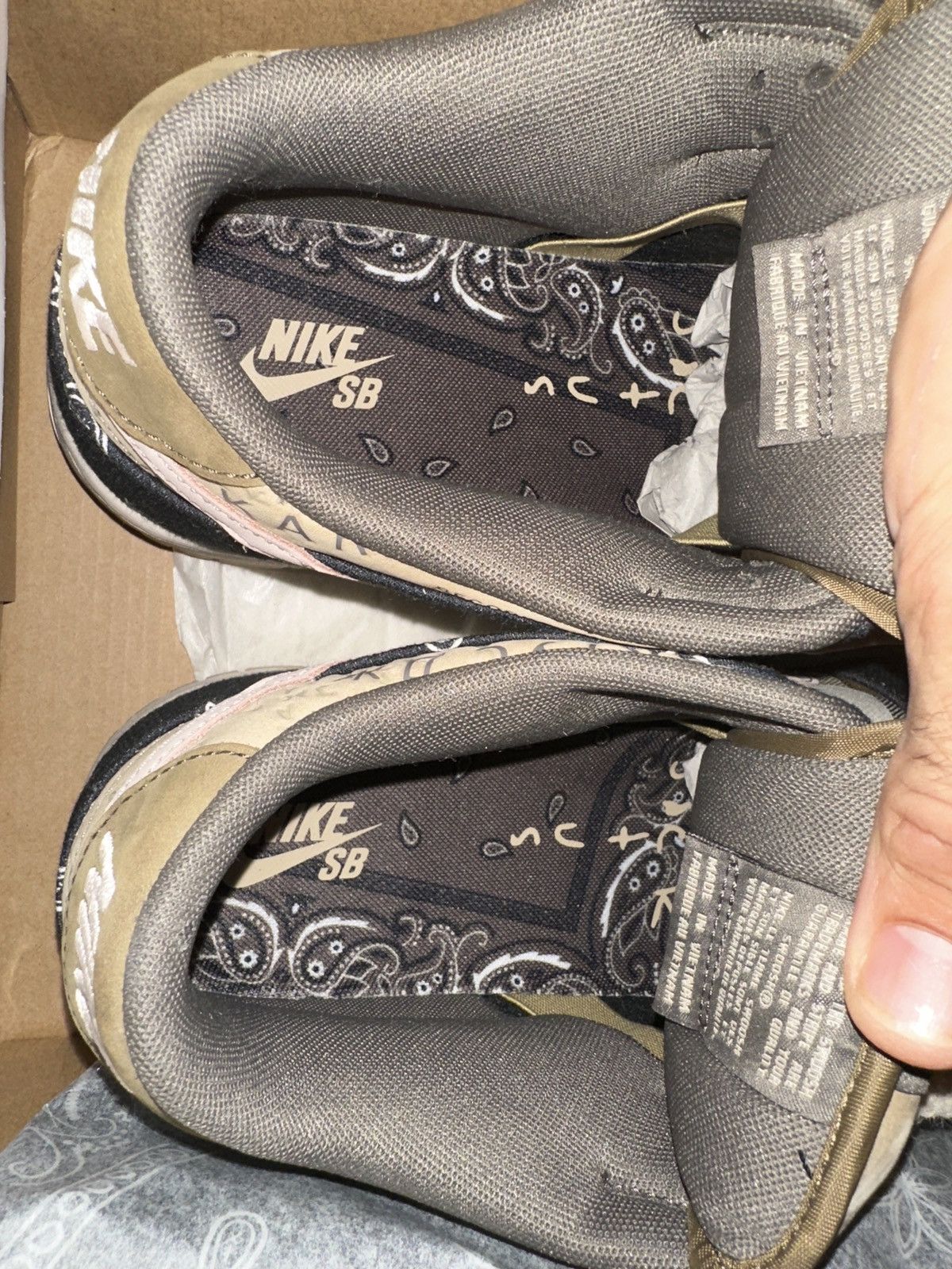 Nike × Travis Scott Nike Dunks Travis Scott Cactus Jacks Size US 13 / EU 46 - 6 Thumbnail