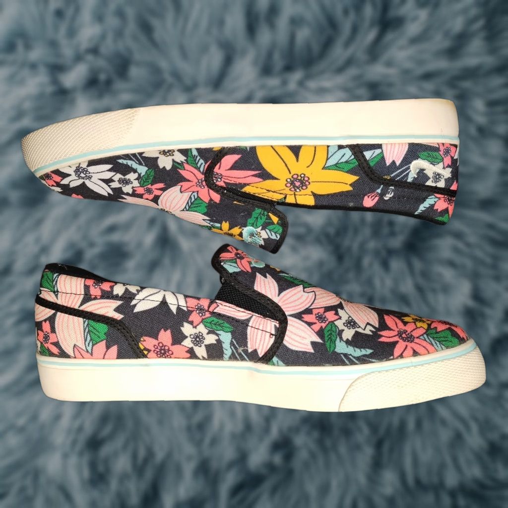 Nike Nike Toki Sneakers Womens Size 11 Floral Multicolor Slip On Low Top 724769-003 Shoes Size L / US 10 / IT 46 - 1 Thumbnail