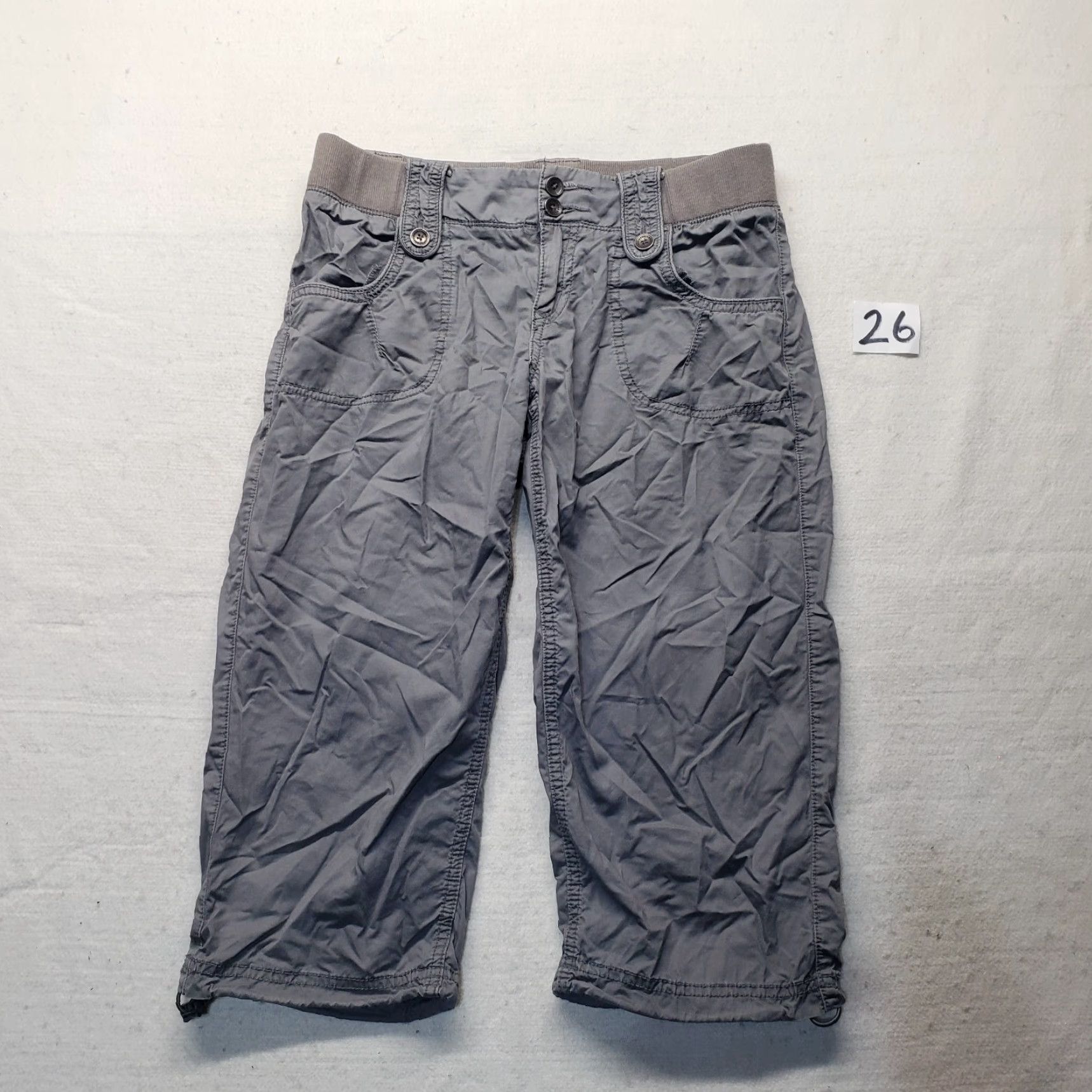 Vintage Maurices Weekender Crop Pants Gray Light Weight Pull On S Women Adult Regular Elastic Waist Pockets Flat Front Highly Comfortable Casual Travel 90s? Size 28" / US 6 / IT 42 - 2 Thumbnail