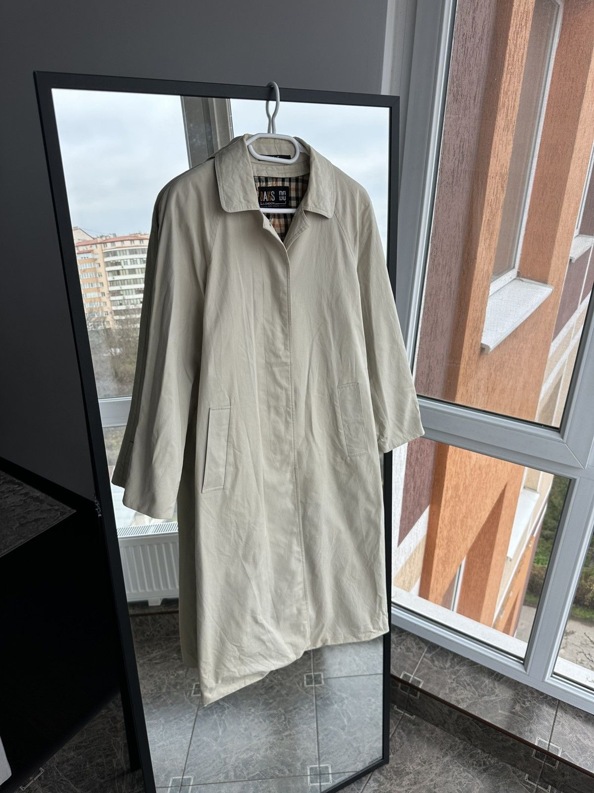 DAKS DAKS London Vintage Beige Trench Coat Japan MadeCheck Lining Size US M / EU 48-50 / 2 - 10 Thumbnail