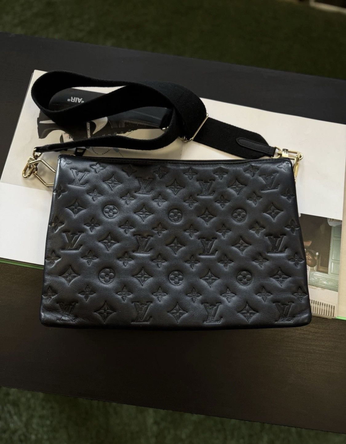 Louis Vuitton Louis Vuitton Coussin MM Shoulder Bag Monogram Size ONE SIZE - 4 Thumbnail