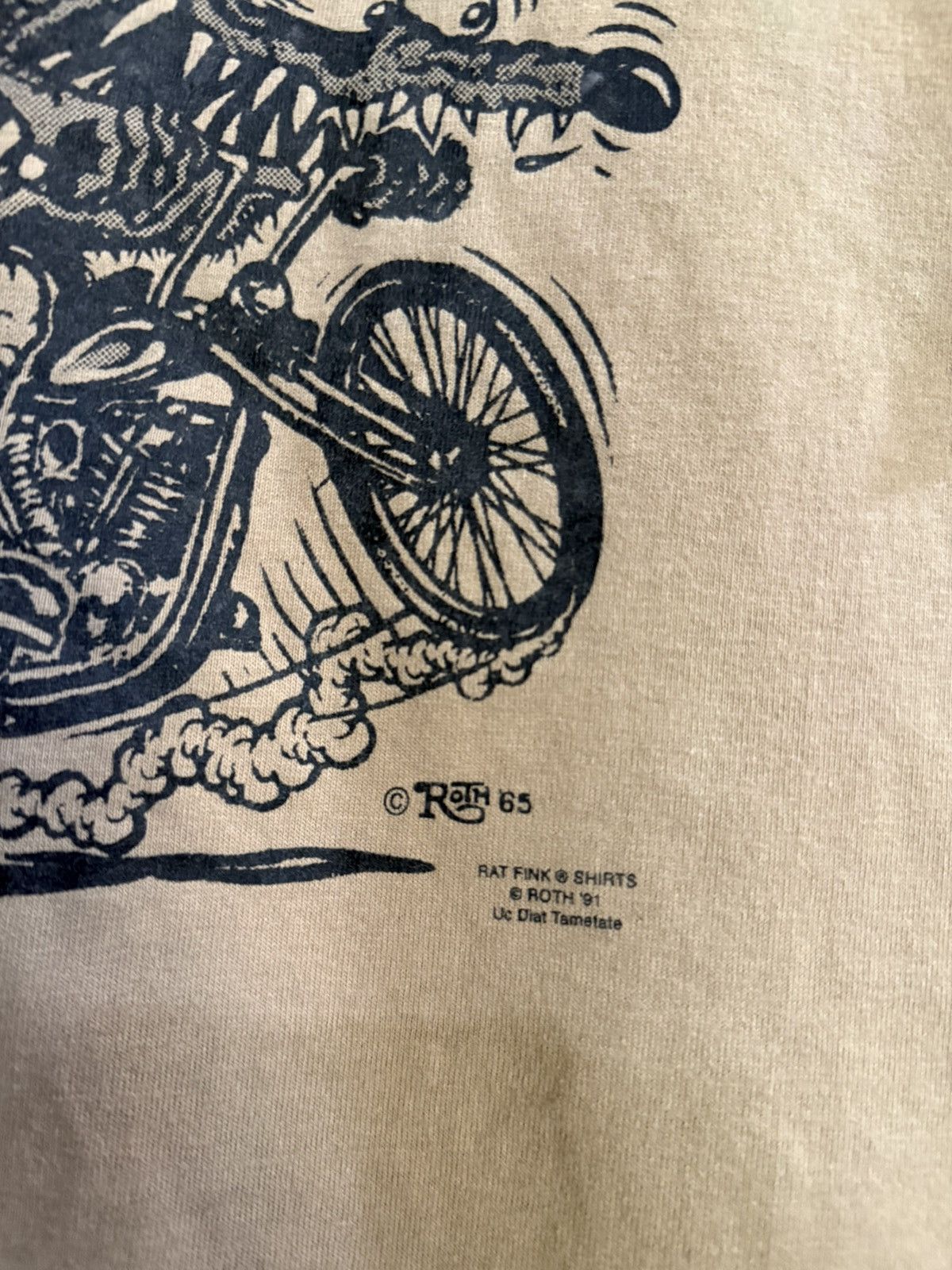Vintage Thrashed Vintage 90s Brother Rap Fink Sun Faded Tee Size US L / EU 52-54 / 3 - 3 Thumbnail