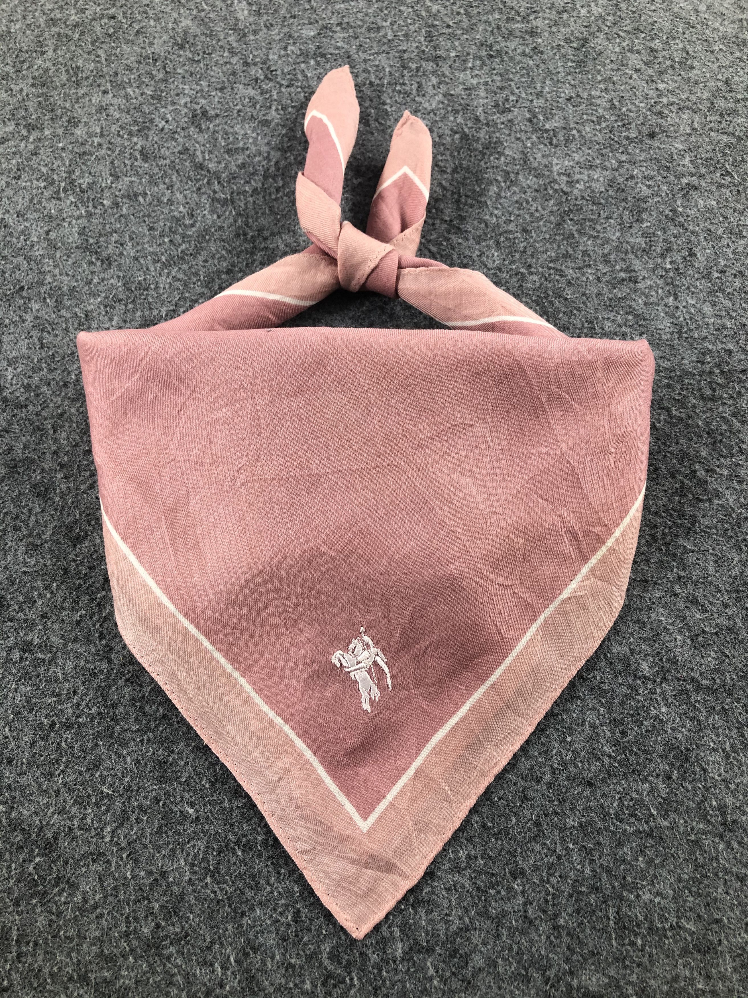 Burberry Burberry Handkerchief / Bandana / Neckerchief Size ONE SIZE - 1 Thumbnail