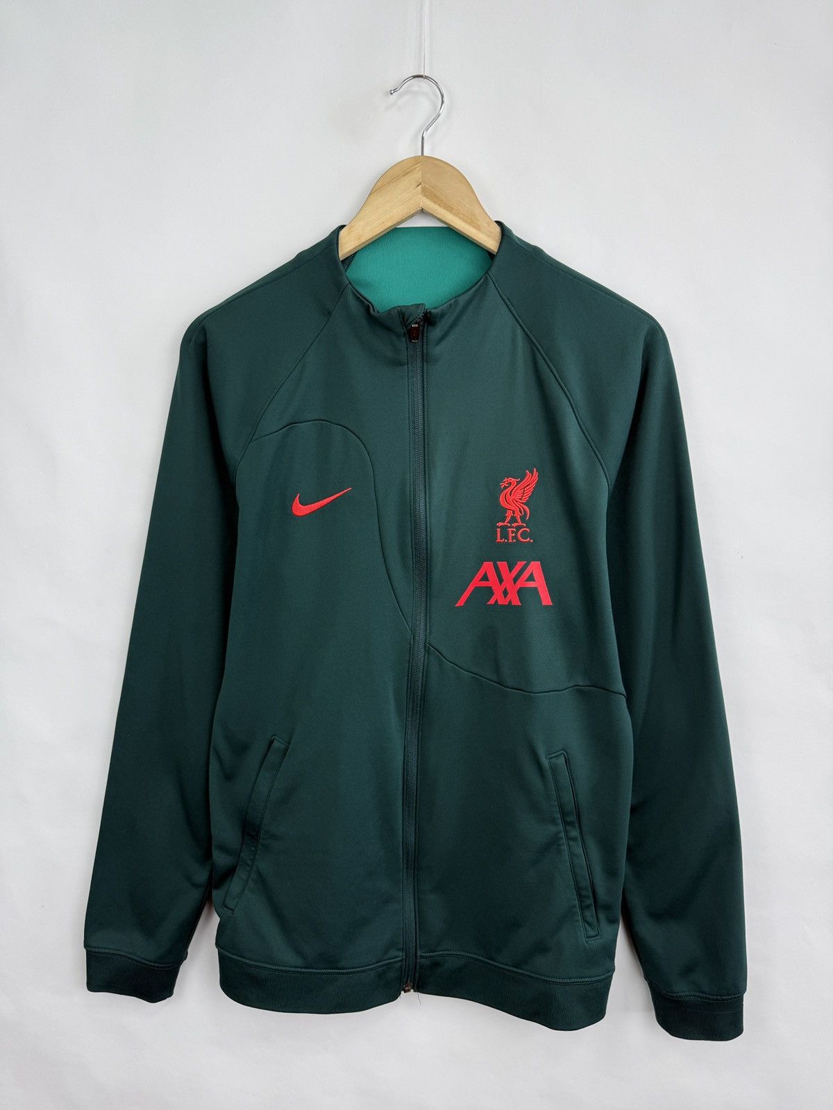 Nike 🏴󠁧󠁢󠁥󠁮󠁧󠁿 Y2K Liverpool Nike Zip Hoodie Soccer Jersey Rare Retro Size US S / EU 44-46 / 1 - 4 Thumbnail