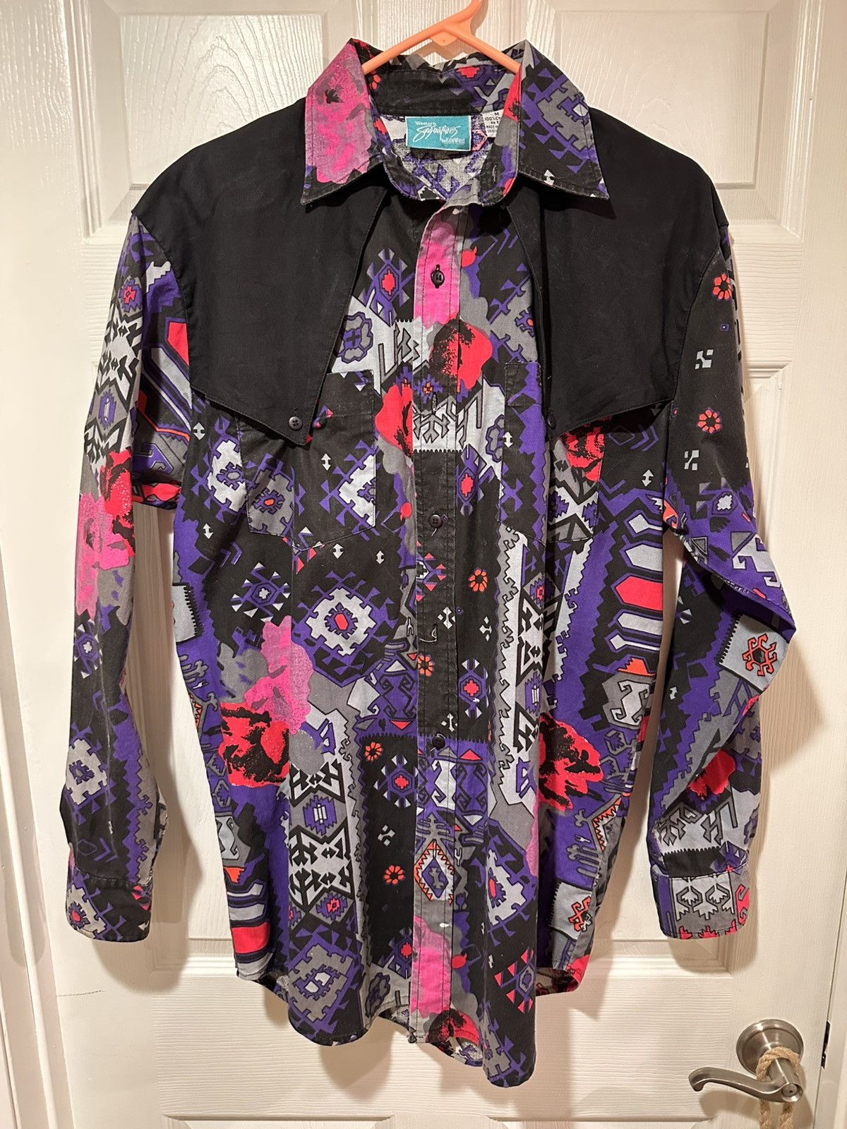 Other Western signatures. Size M Size US M / EU 48-50 / 2 - 1 Thumbnail