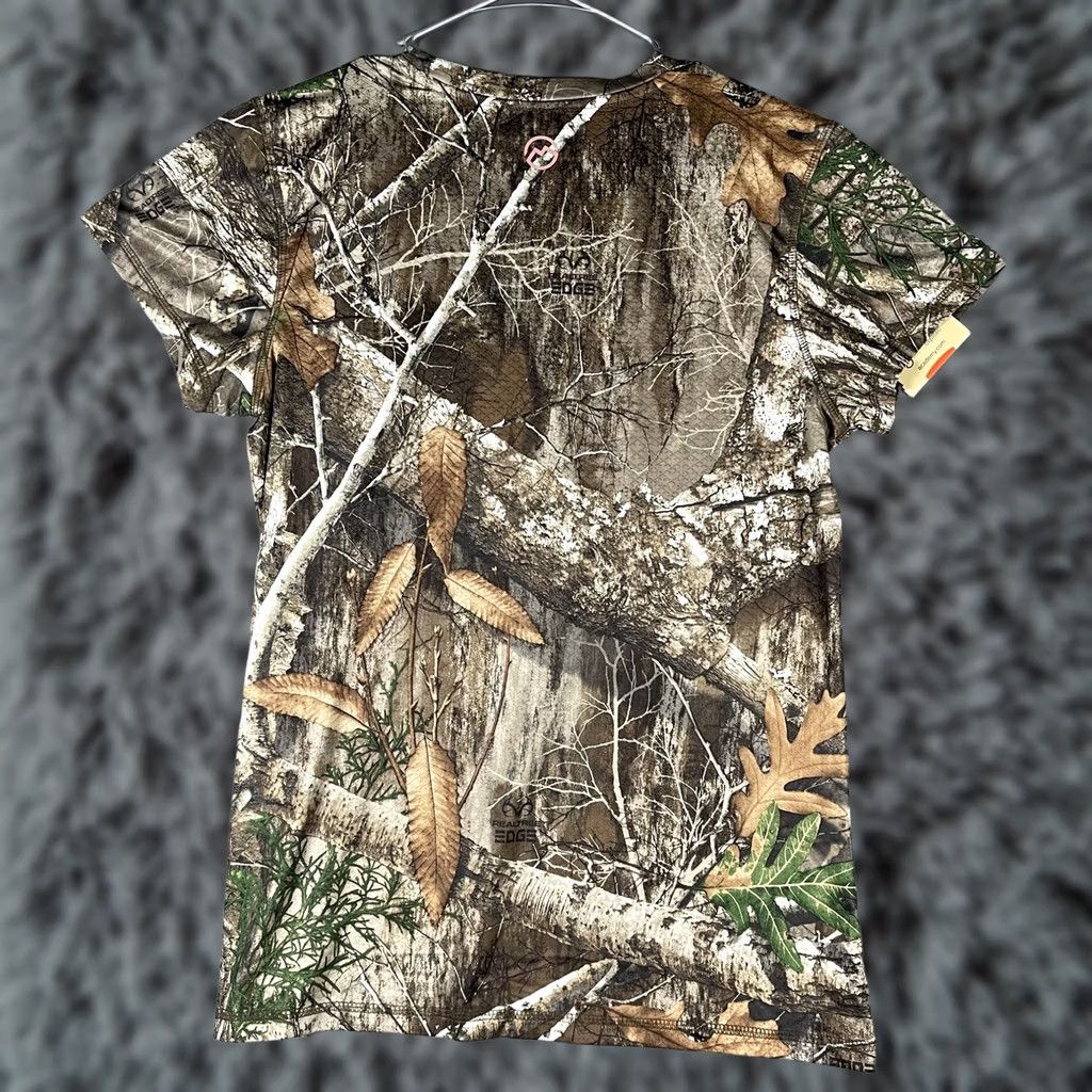Vintage Magellan Outdoors Shirt Womens Medium Camo Realtree Edge Hunt Gear Camouflage Tee Size M / US 6-8 / IT 42-44 - 1 Thumbnail