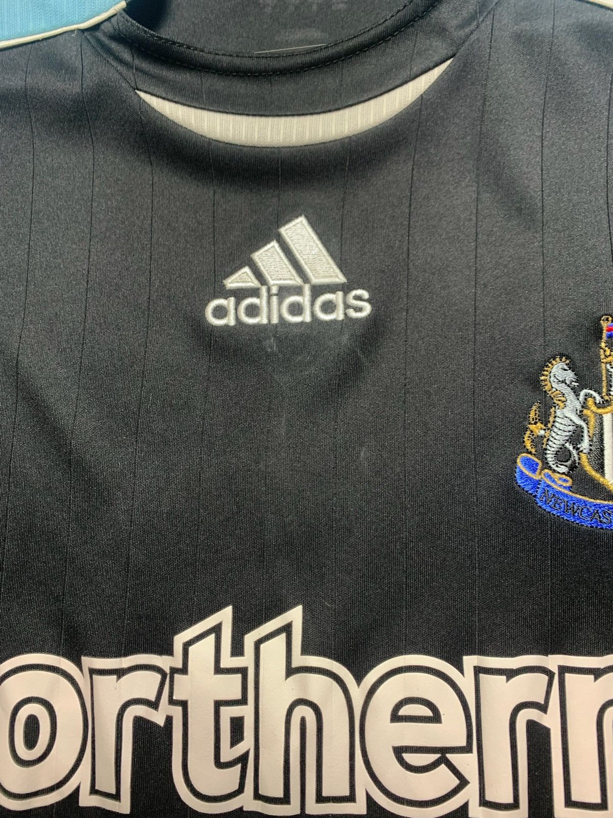 Vintage Vintage adidas New Castle United soccer jersey size S Size US S / EU 44-46 / 1 - 4 Thumbnail