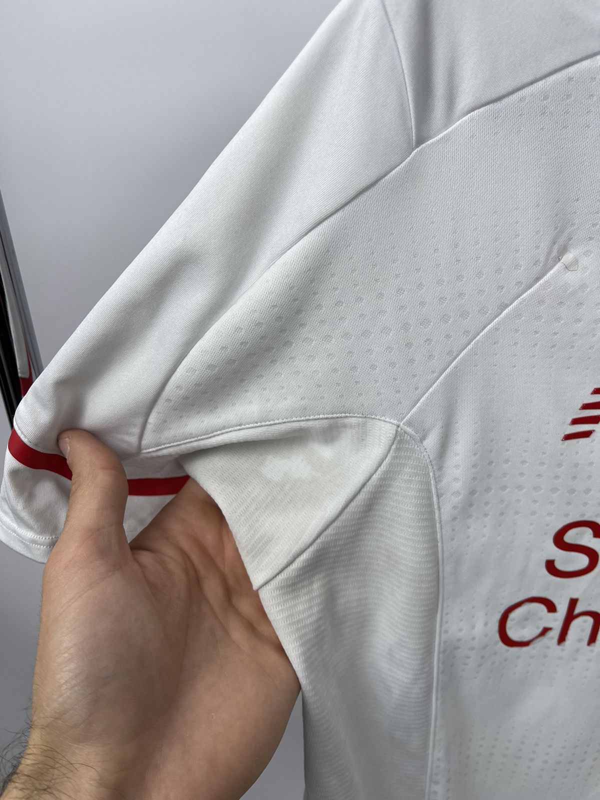 New Balance FC Liverpool 2015 2016 away Size S shirt soccer jersey Size US S / EU 44-46 / 1 - 5 Thumbnail
