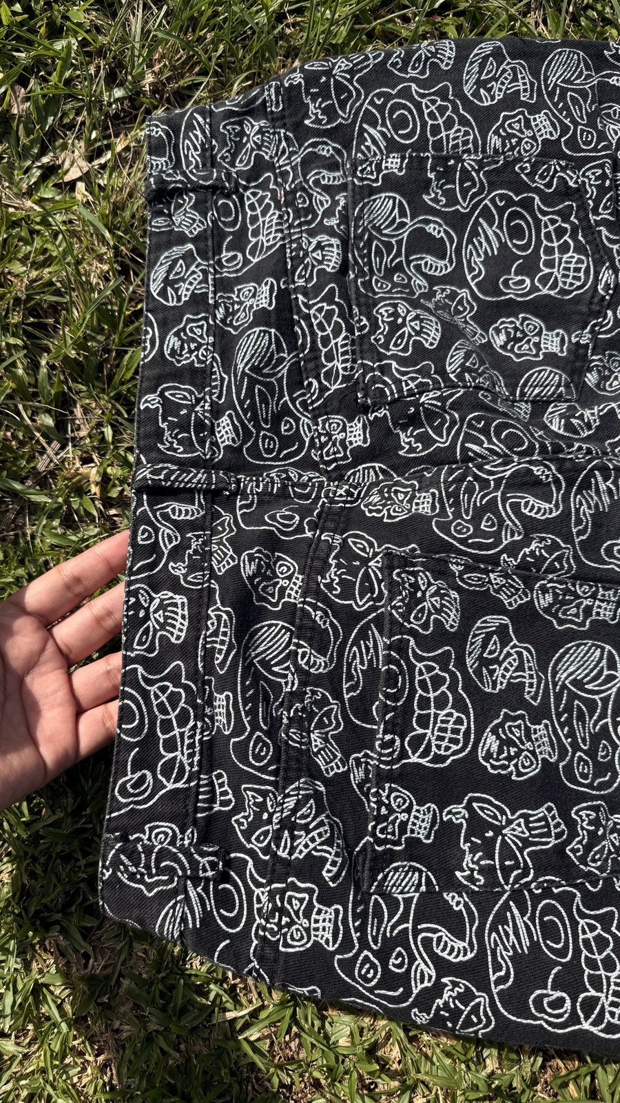 Other Black Graphic Skull Pants - Streetwear / Casual Fit Size US 34 / EU 50 - 11 Thumbnail