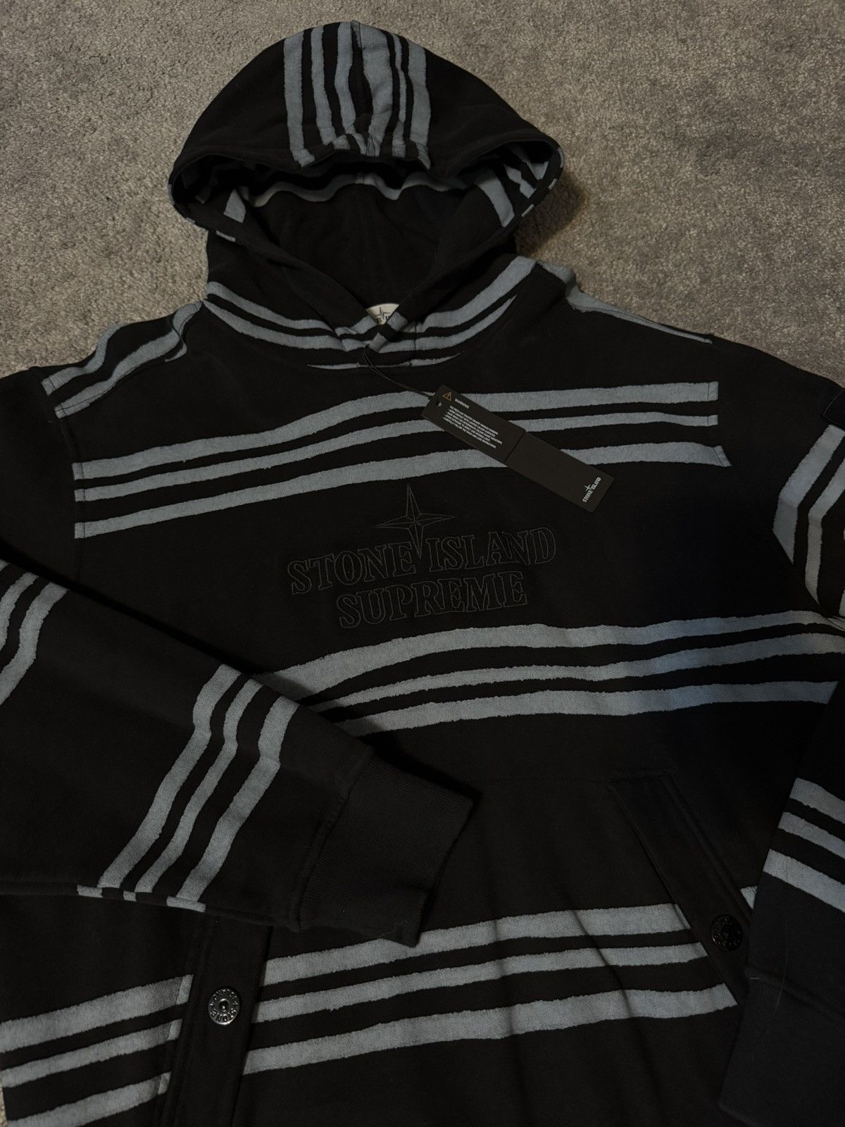 Stone Island × Supreme Supreme x Stone Island Warp Stripe Hoodie Size US L / EU 52-54 / 3 - 1 Thumbnail