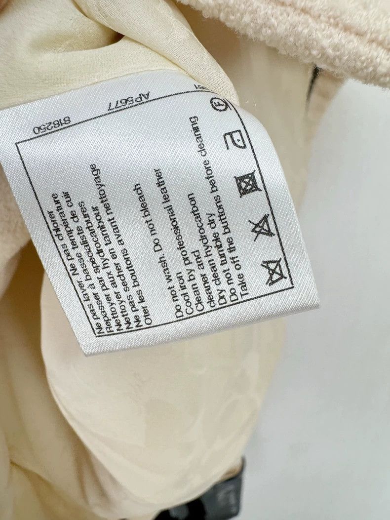 Chanel Chanel DoubleBreasted Jacket with Black Accents -2505 Size M / US 6-8 / IT 42-44 - 4 Thumbnail