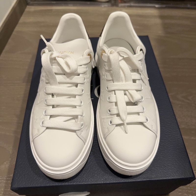 Louis Vuitton Louis Vuitton Time Out White Leather Fashion Sneakers -2508 Size US 4 / IT 34 - 2 Thumbnail